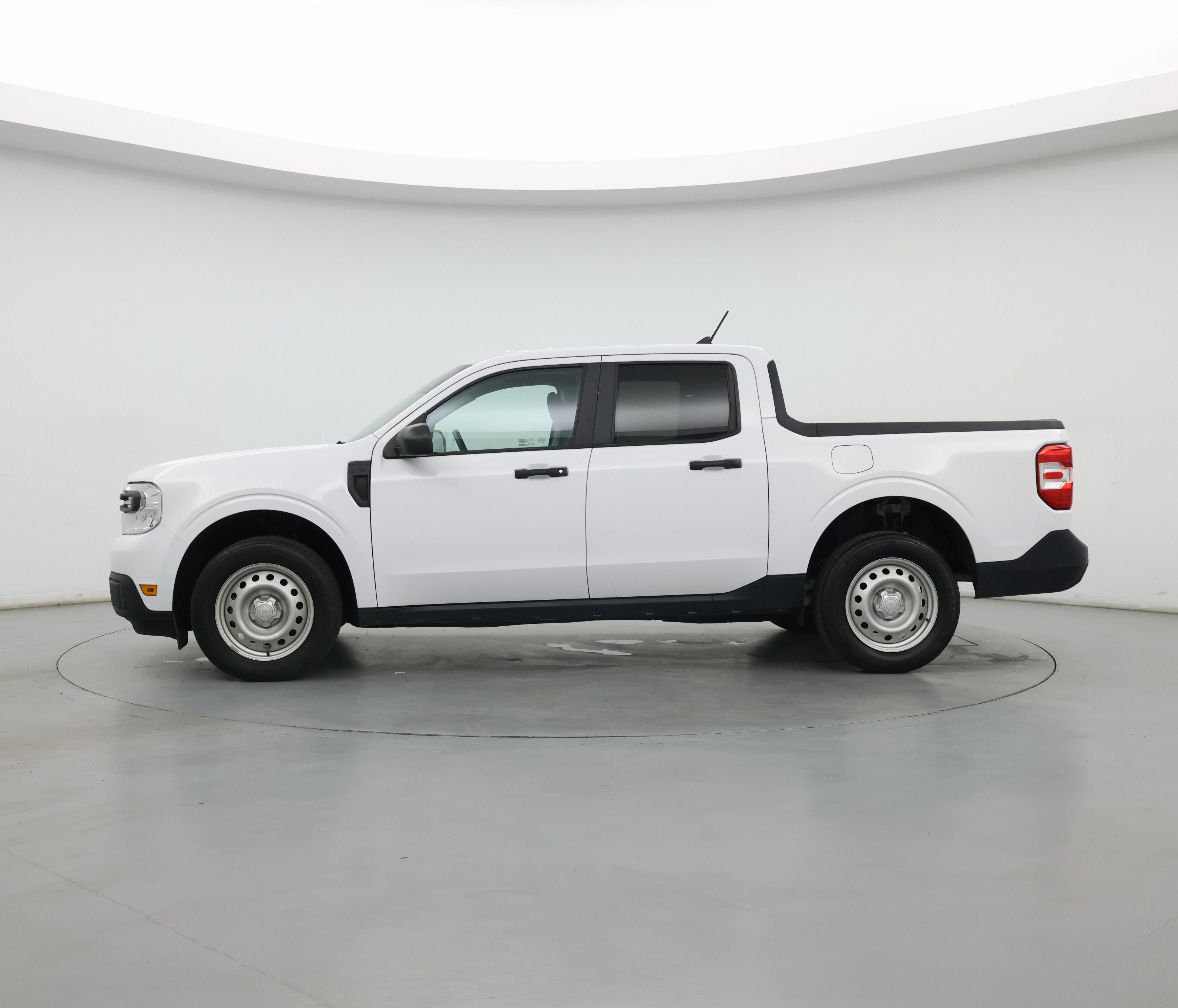 Thumbnail: 2022 Ford Maverick - 3