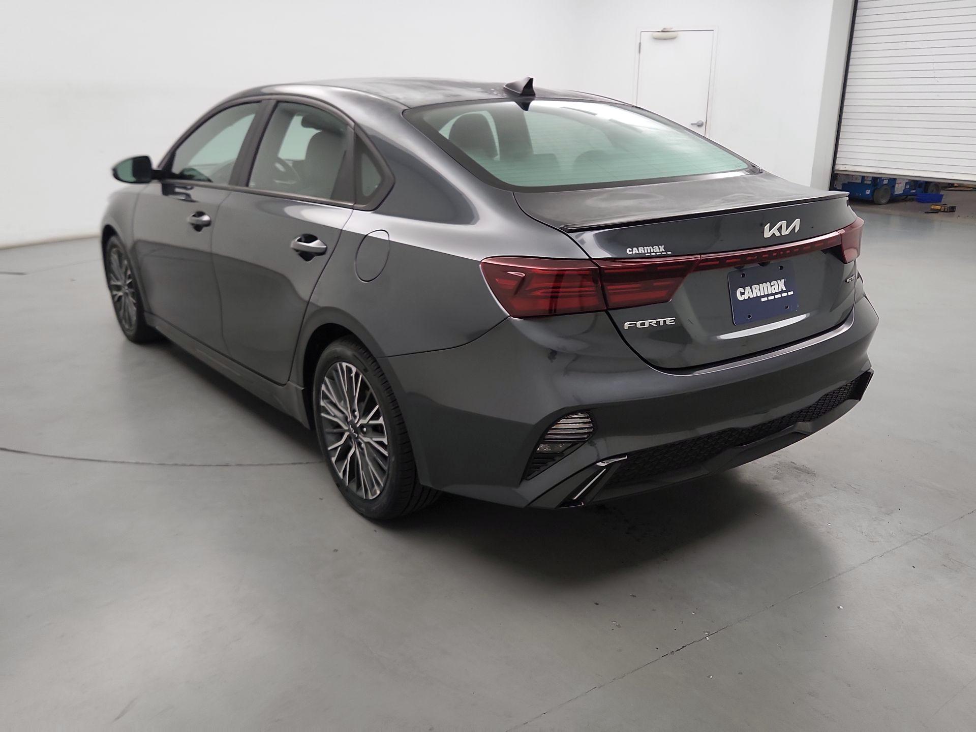 Thumbnail: 2023 Kia Forte - 7