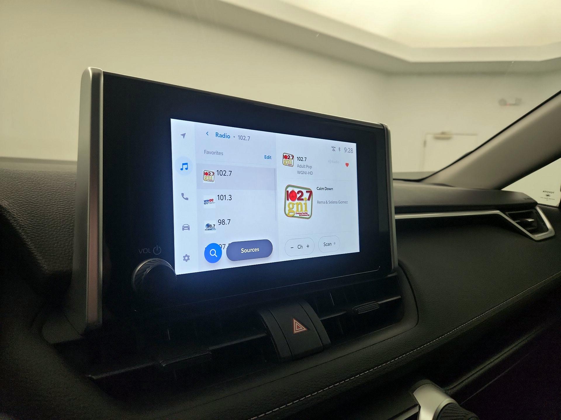 Thumbnail: 2025 Toyota RAV4 - 13