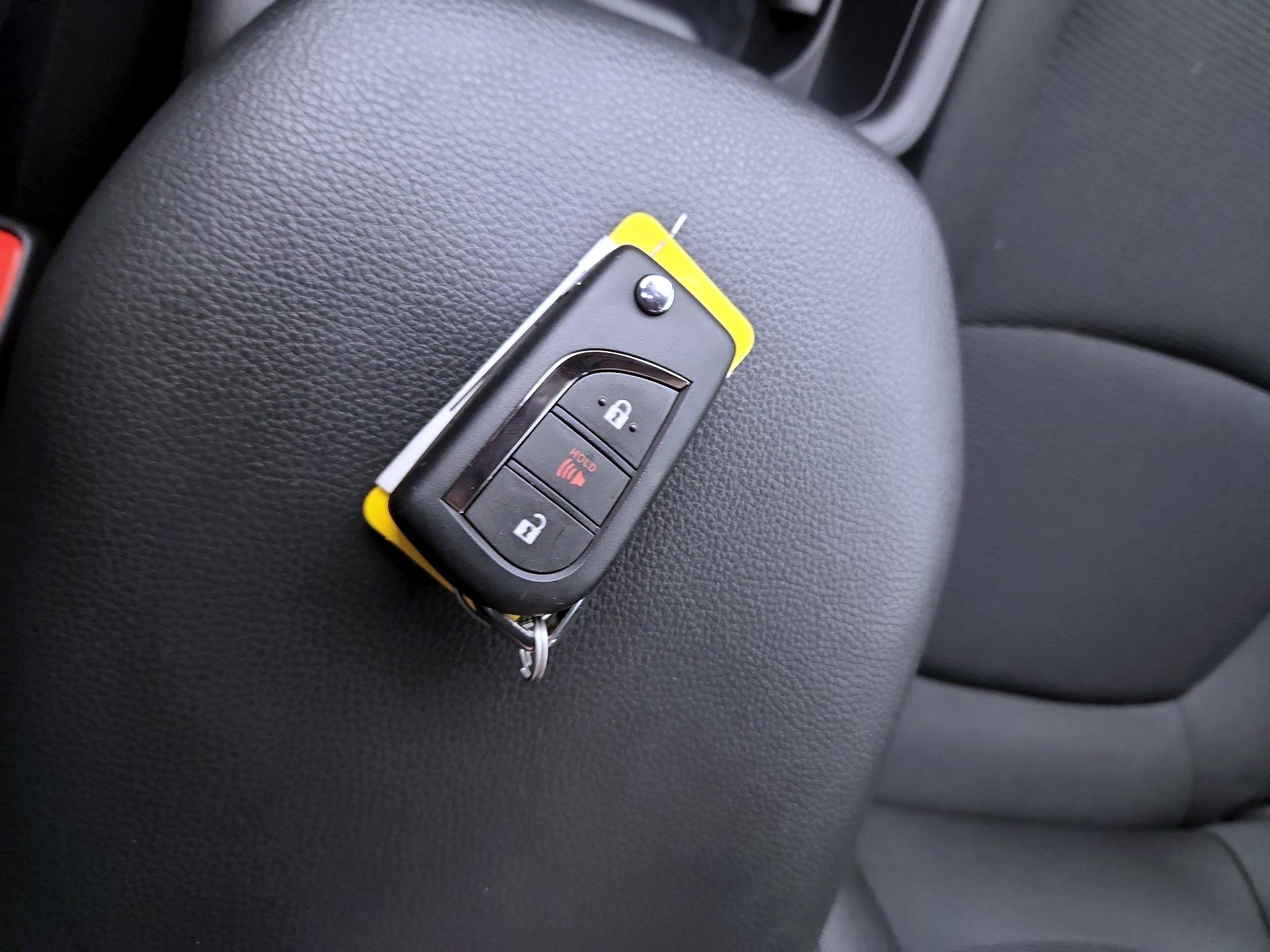 Thumbnail: 2025 Toyota RAV4 - 20