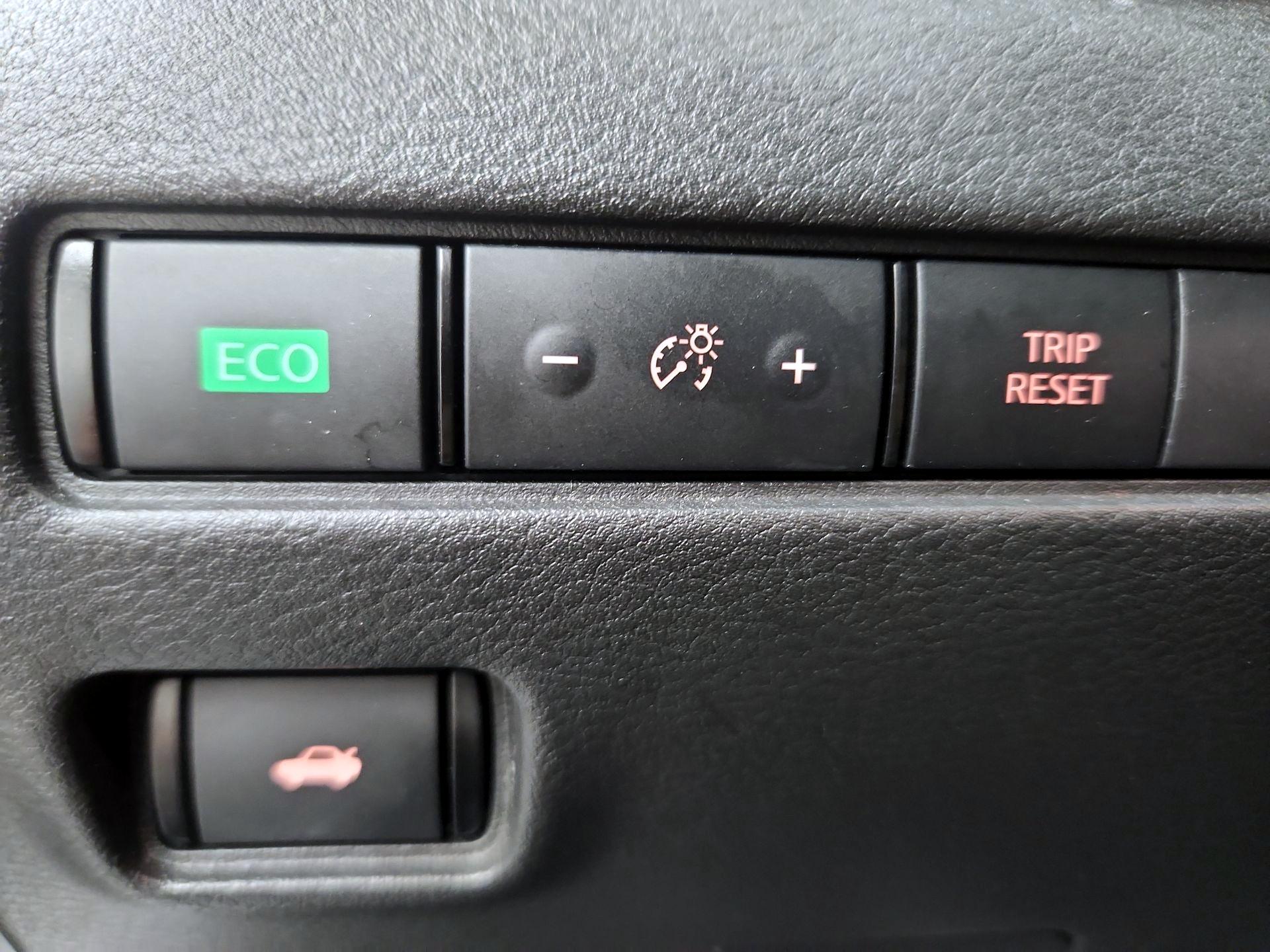 Thumbnail: 2023 Nissan Sentra - 11