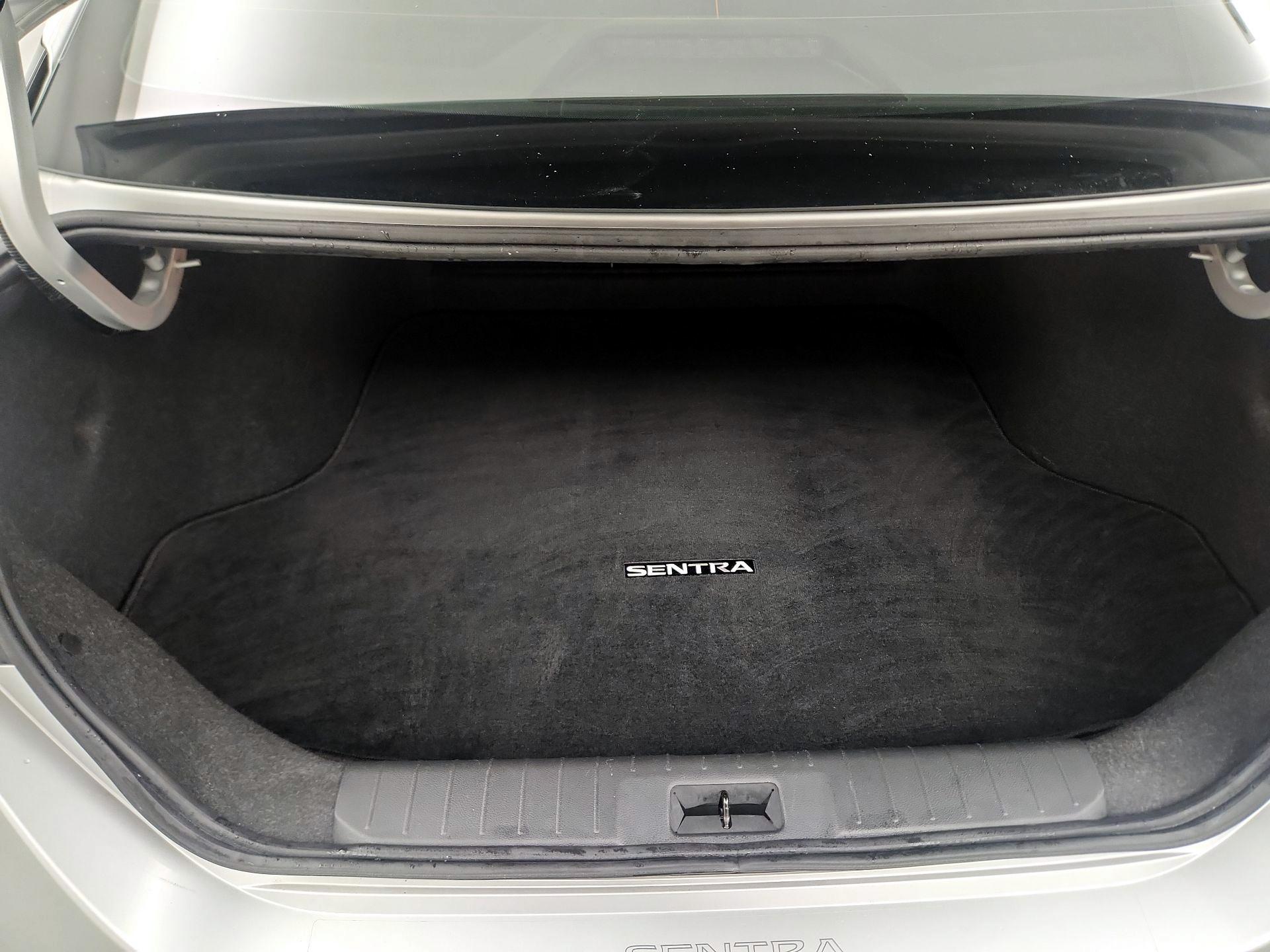 Thumbnail: 2023 Nissan Sentra - 18