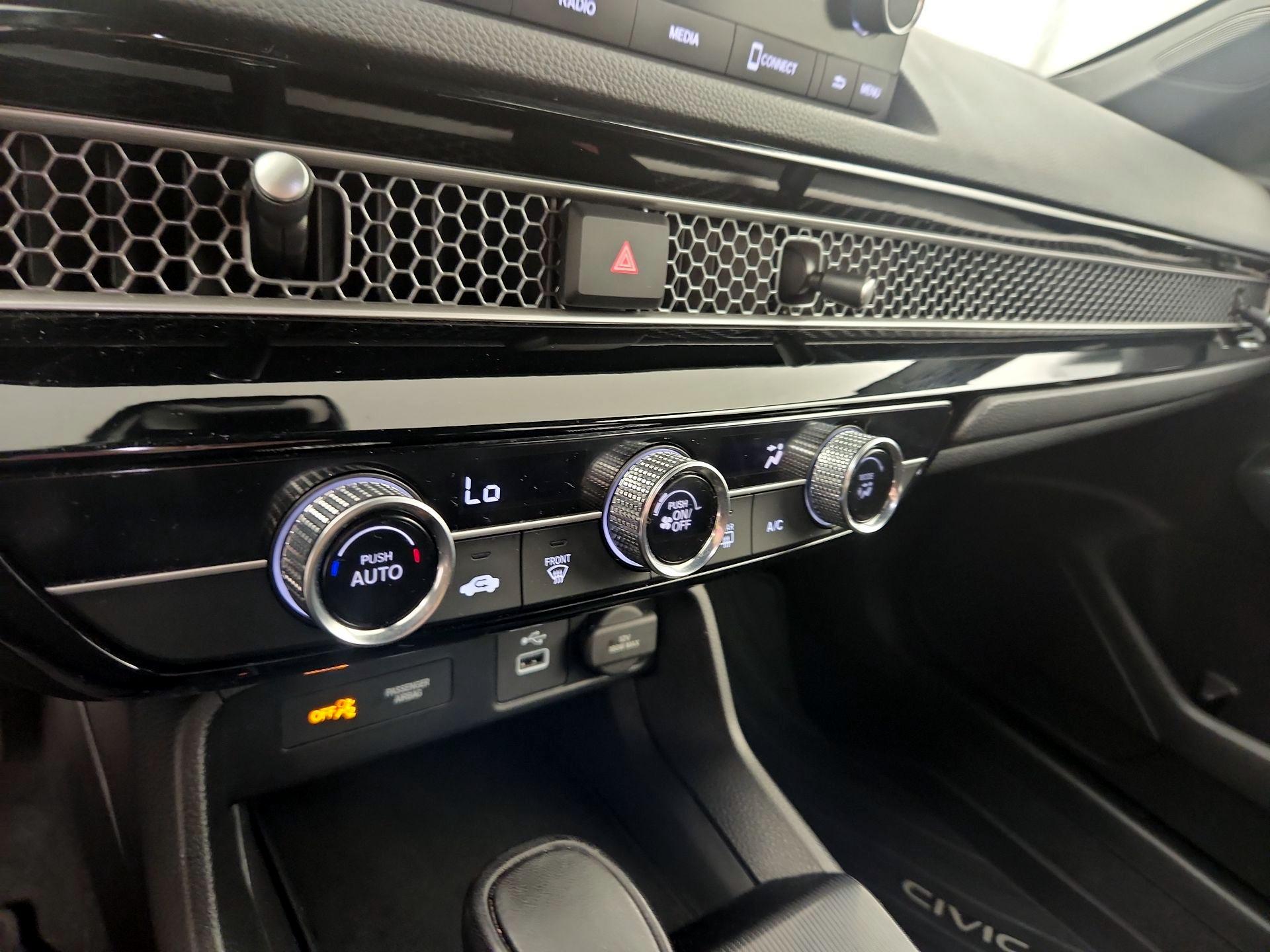 Thumbnail: 2023 Honda Civic - 14