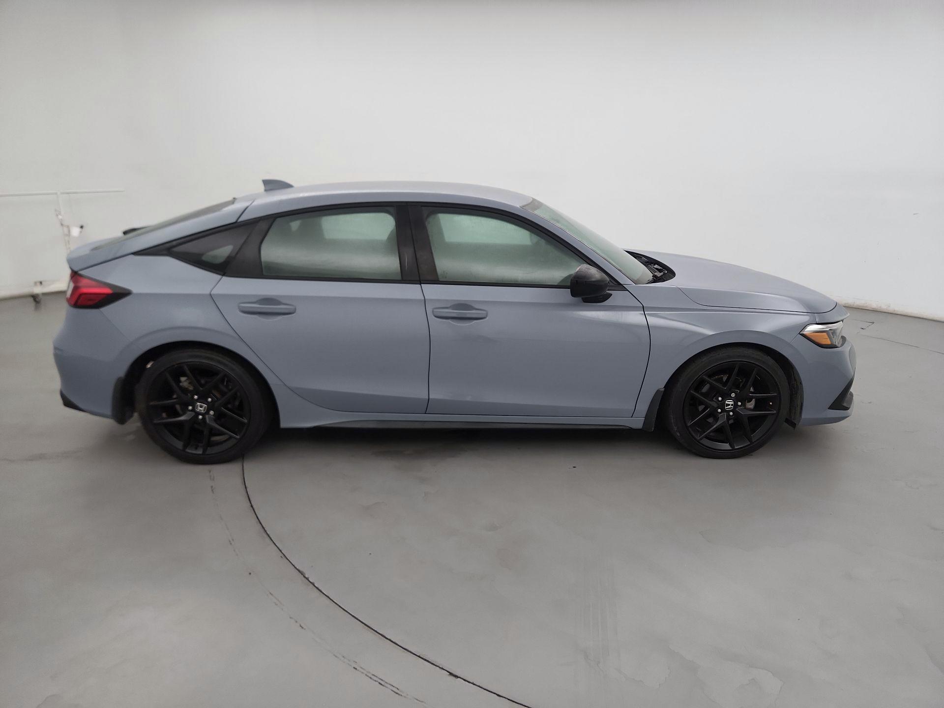 Thumbnail: 2023 Honda Civic - 4