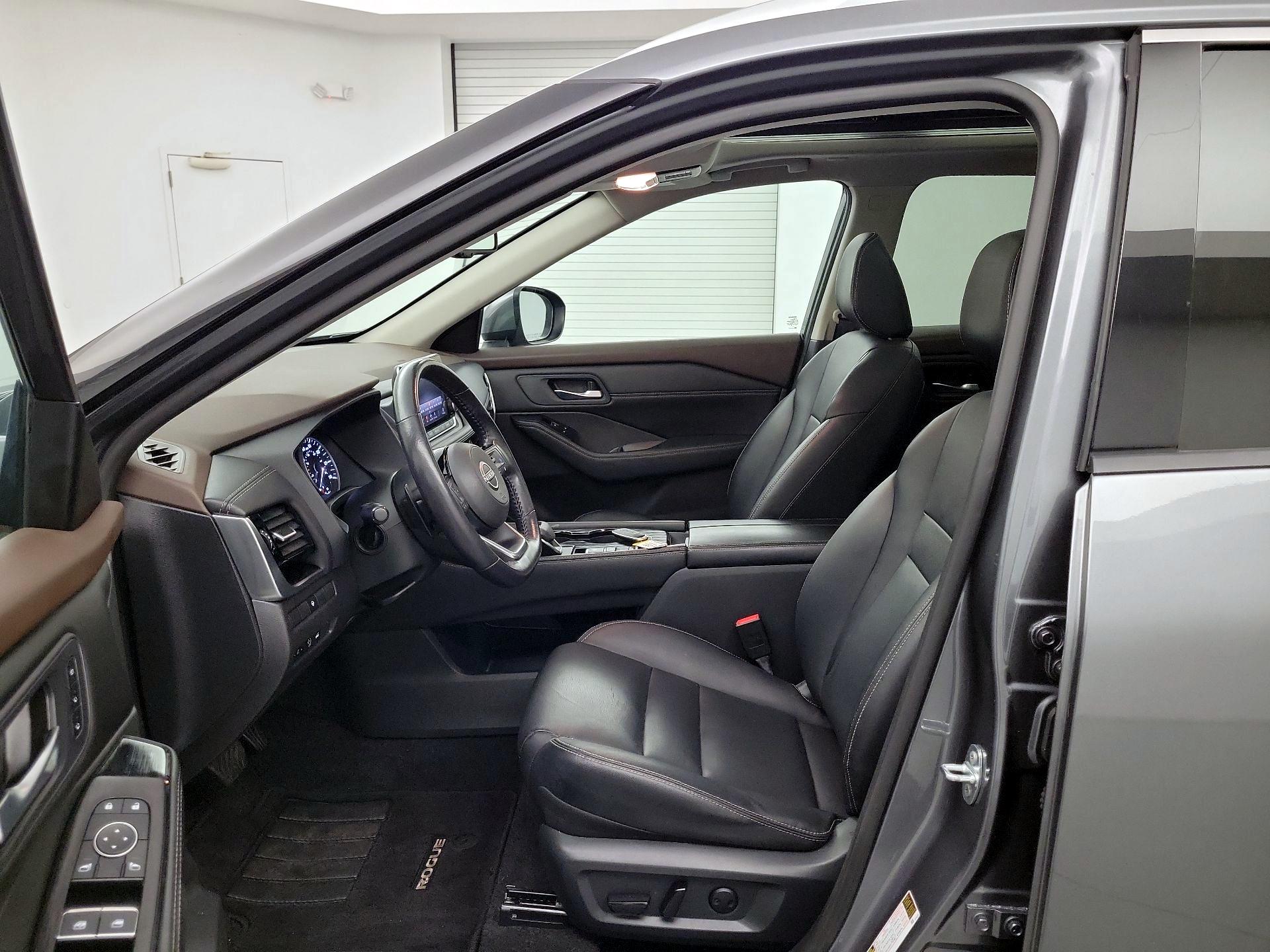 Thumbnail: 2023 Nissan Rogue - 9