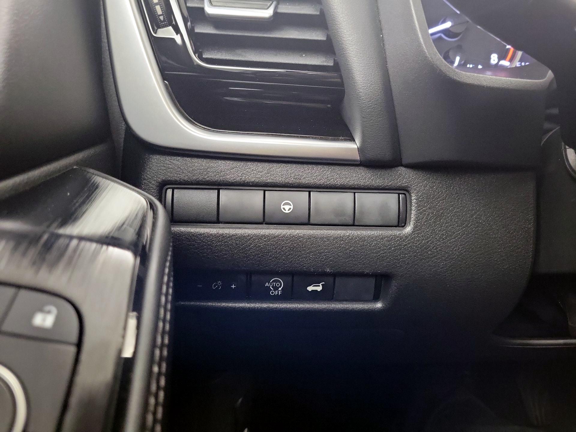 Thumbnail: 2023 Nissan Rogue - 11