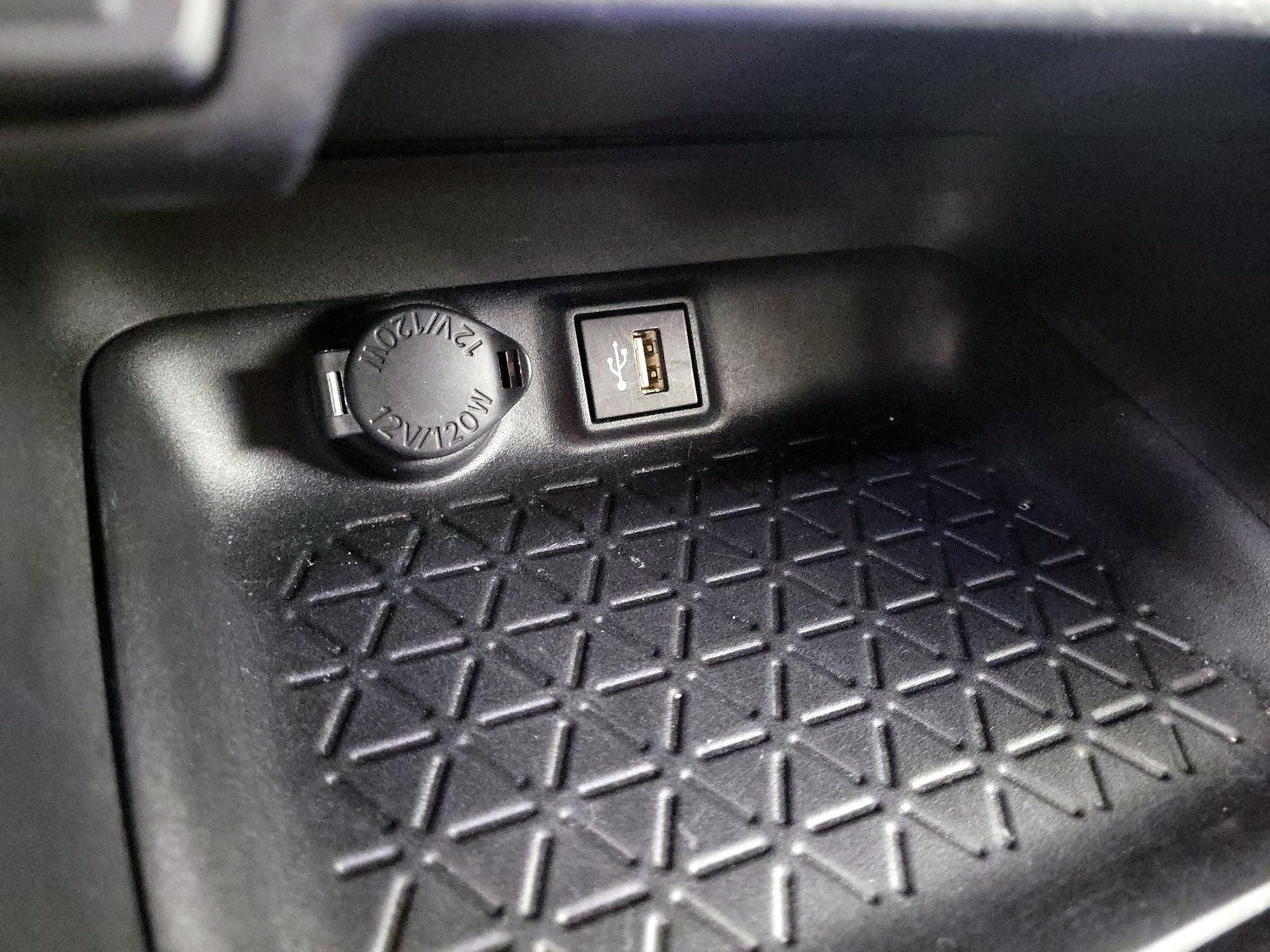 Thumbnail: 2024 Toyota RAV4 - 16