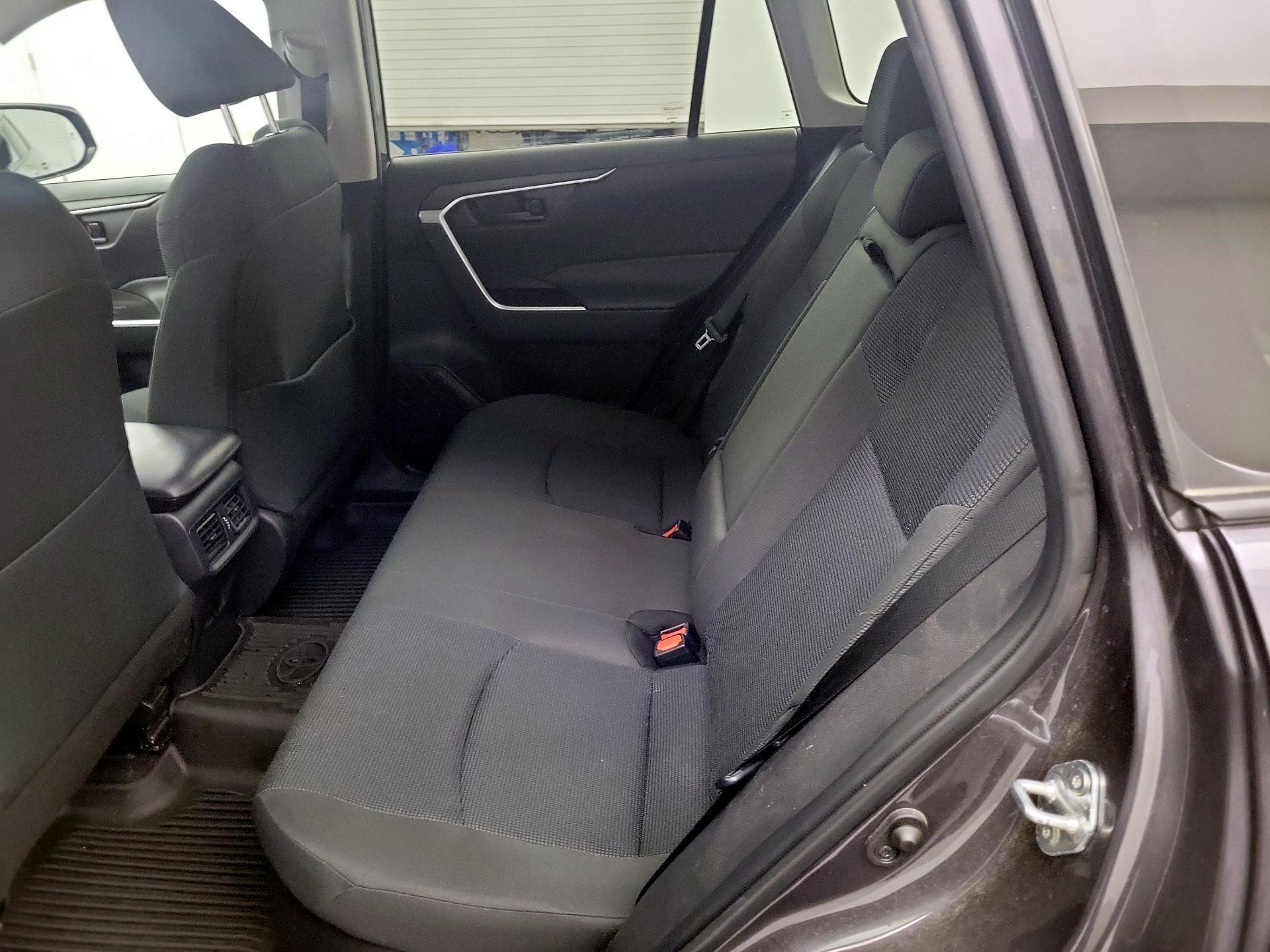 Thumbnail: 2024 Toyota RAV4 - 17