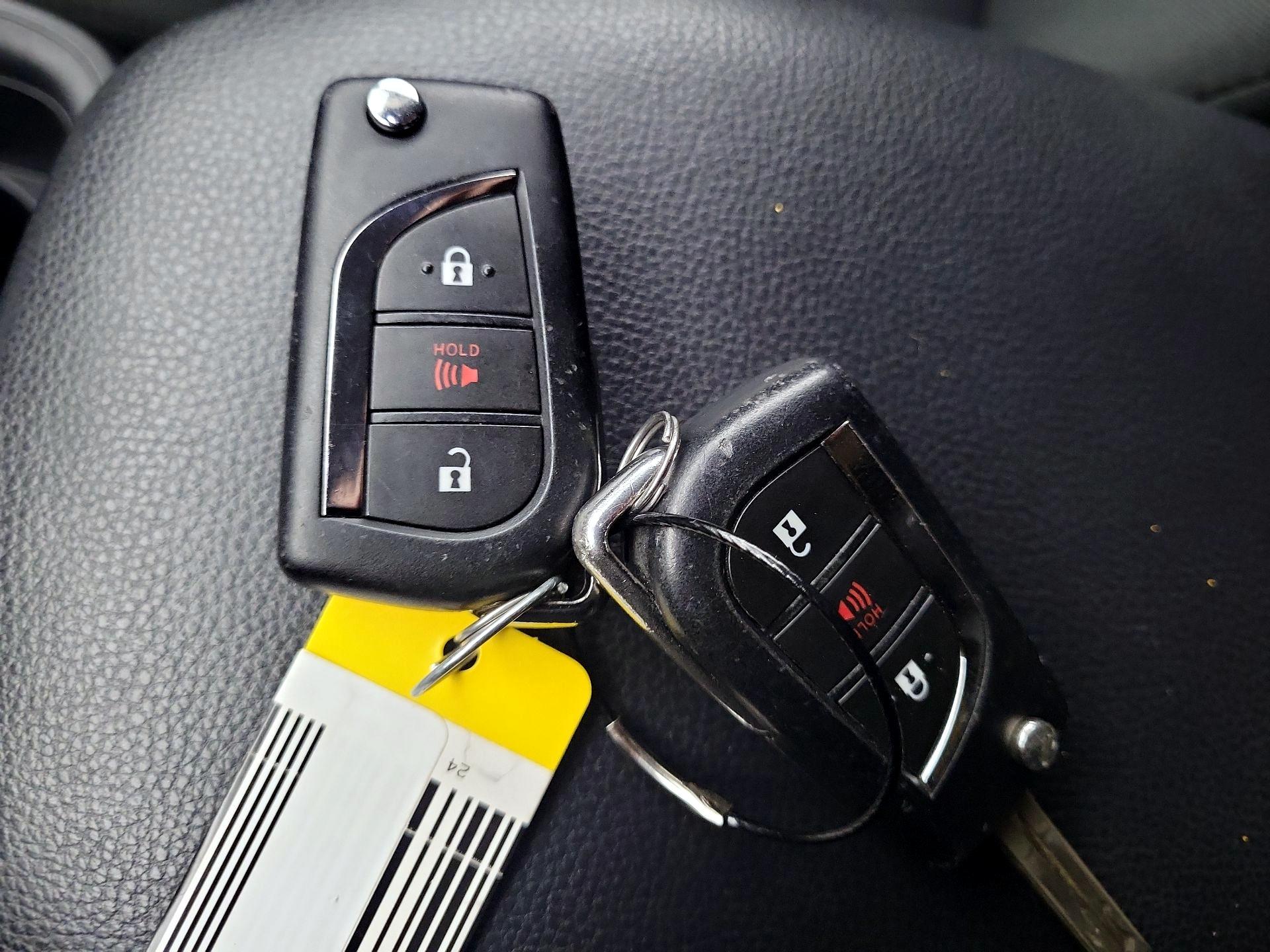 Thumbnail: 2024 Toyota RAV4 - 20