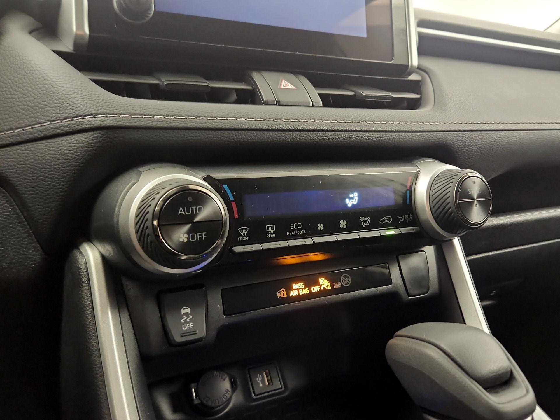 Thumbnail: 2024 Toyota RAV4 - 14