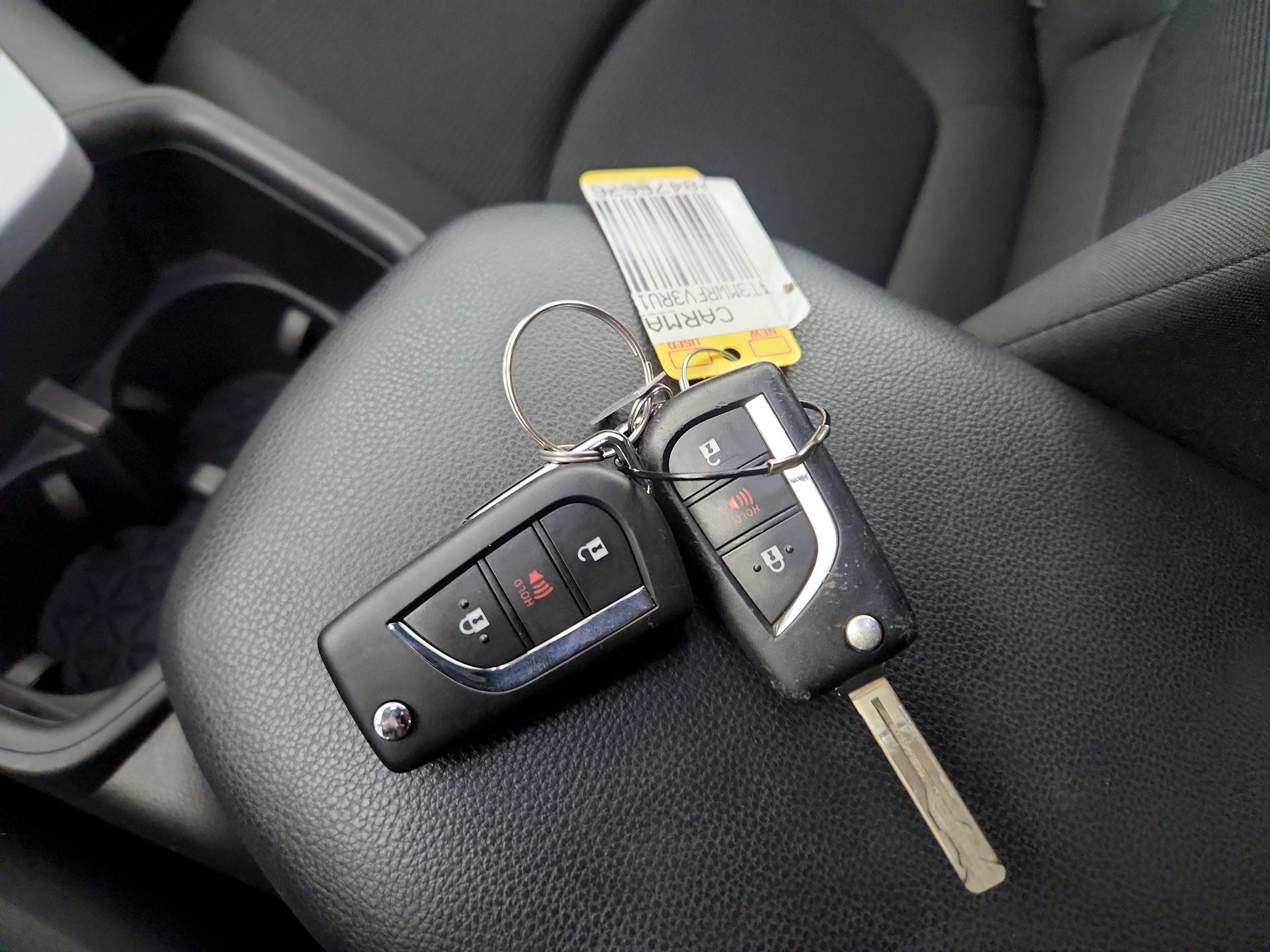 Thumbnail: 2024 Toyota RAV4 - 20