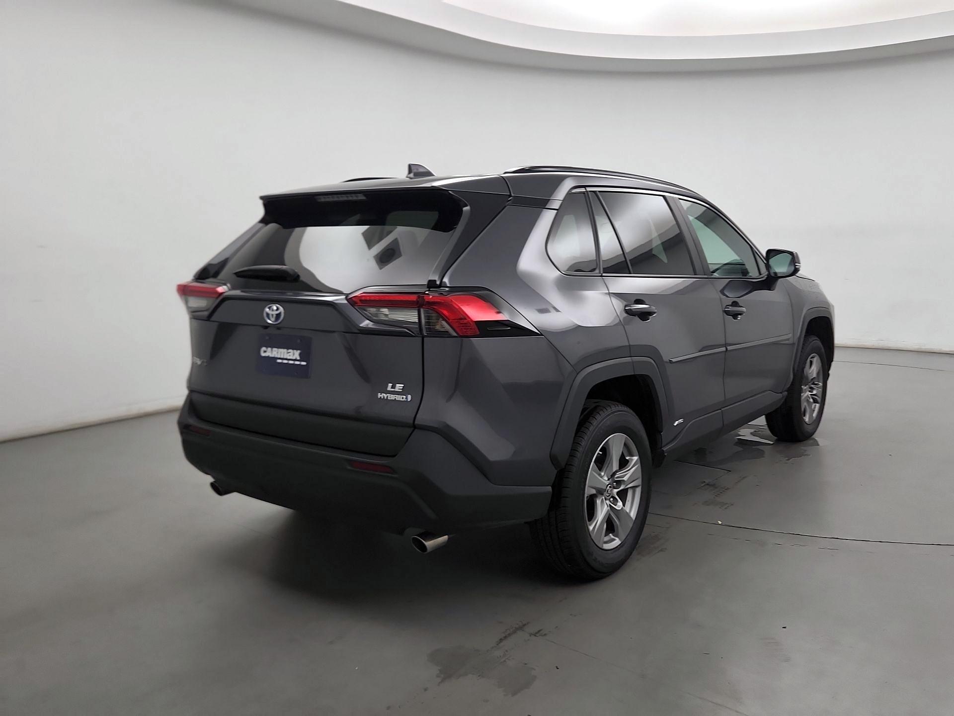 Thumbnail: 2024 Toyota RAV4 - 5