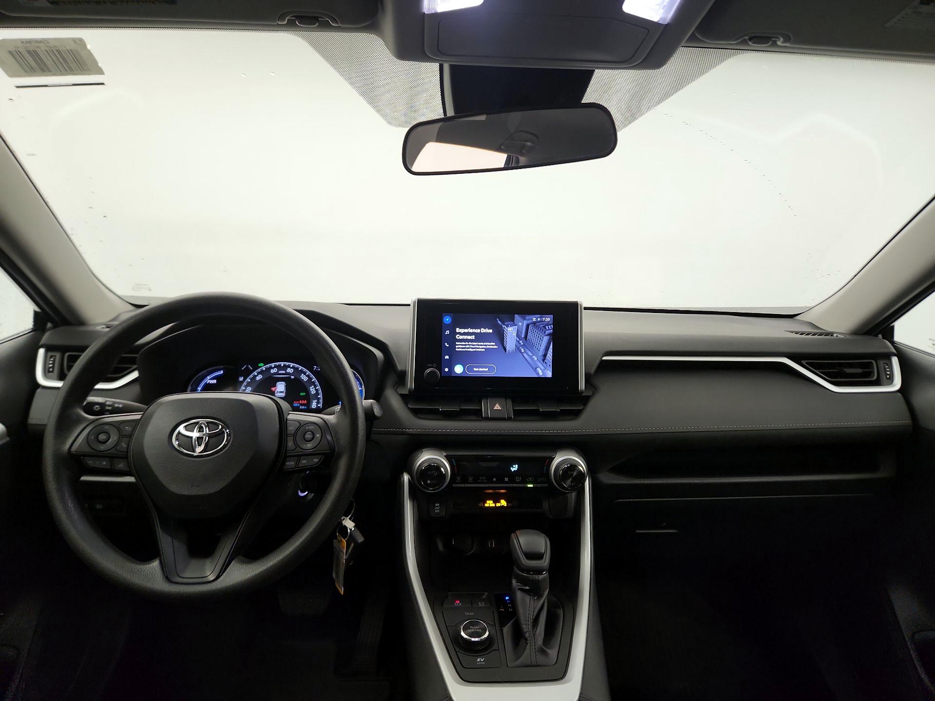 Thumbnail: 2024 Toyota RAV4 - 8