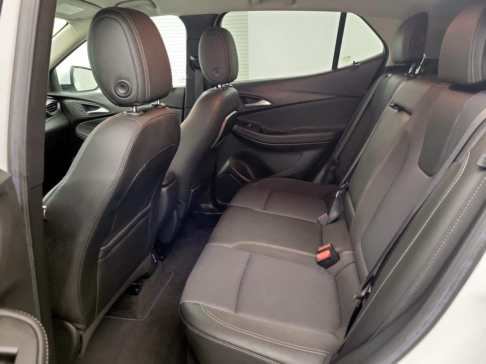 Thumbnail: 2022 Buick Encore GX - 17