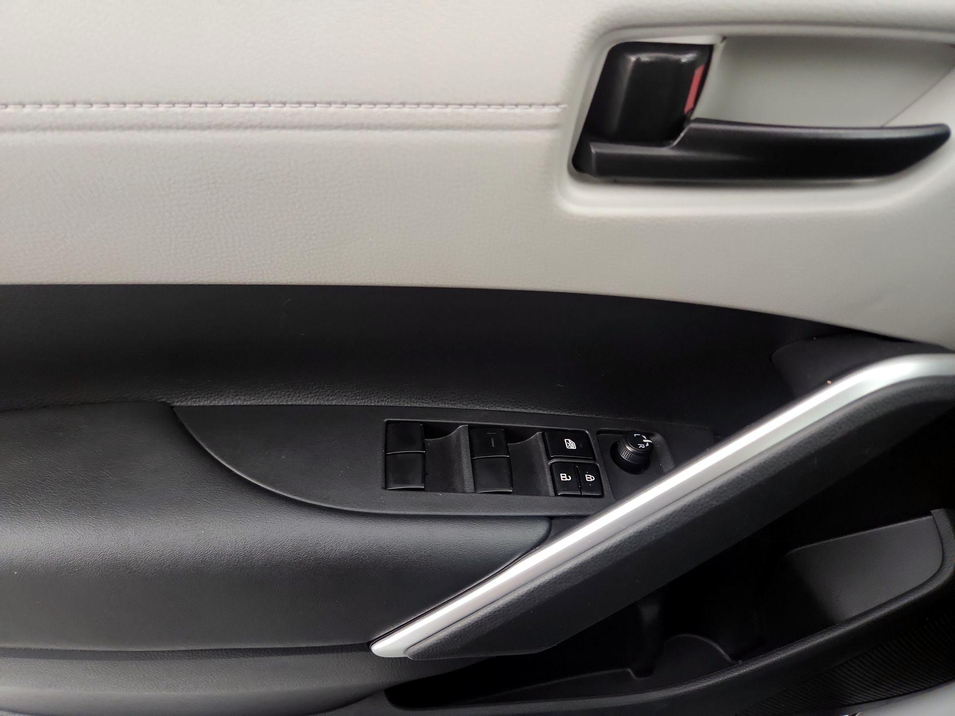 Thumbnail: 2024 Toyota Corolla Cross - 10