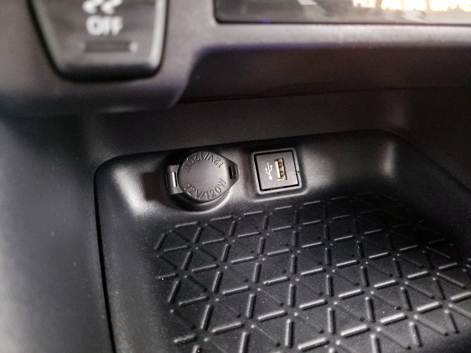 Thumbnail: 2025 Toyota RAV4 - 16