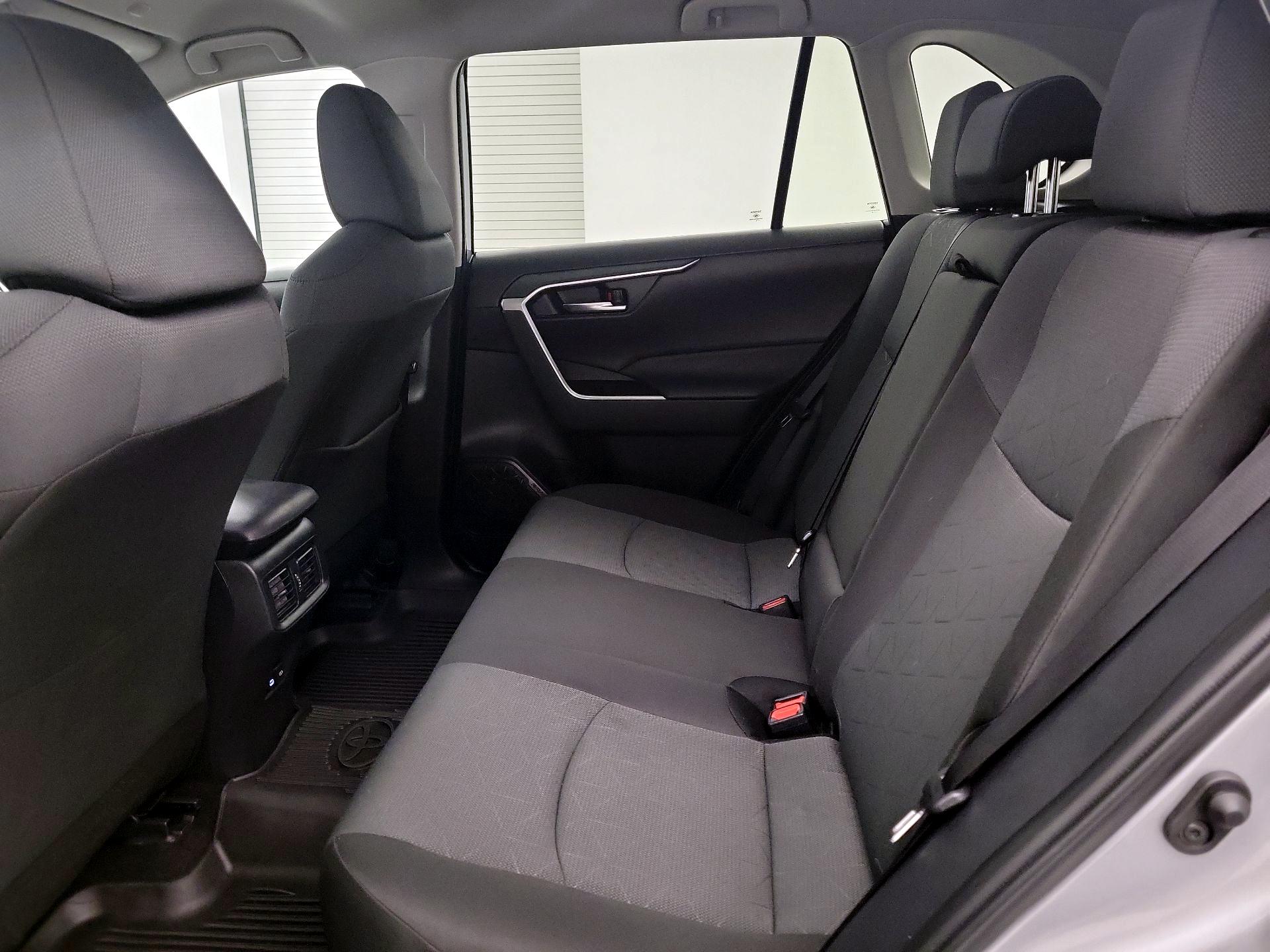 Thumbnail: 2025 Toyota RAV4 - 17