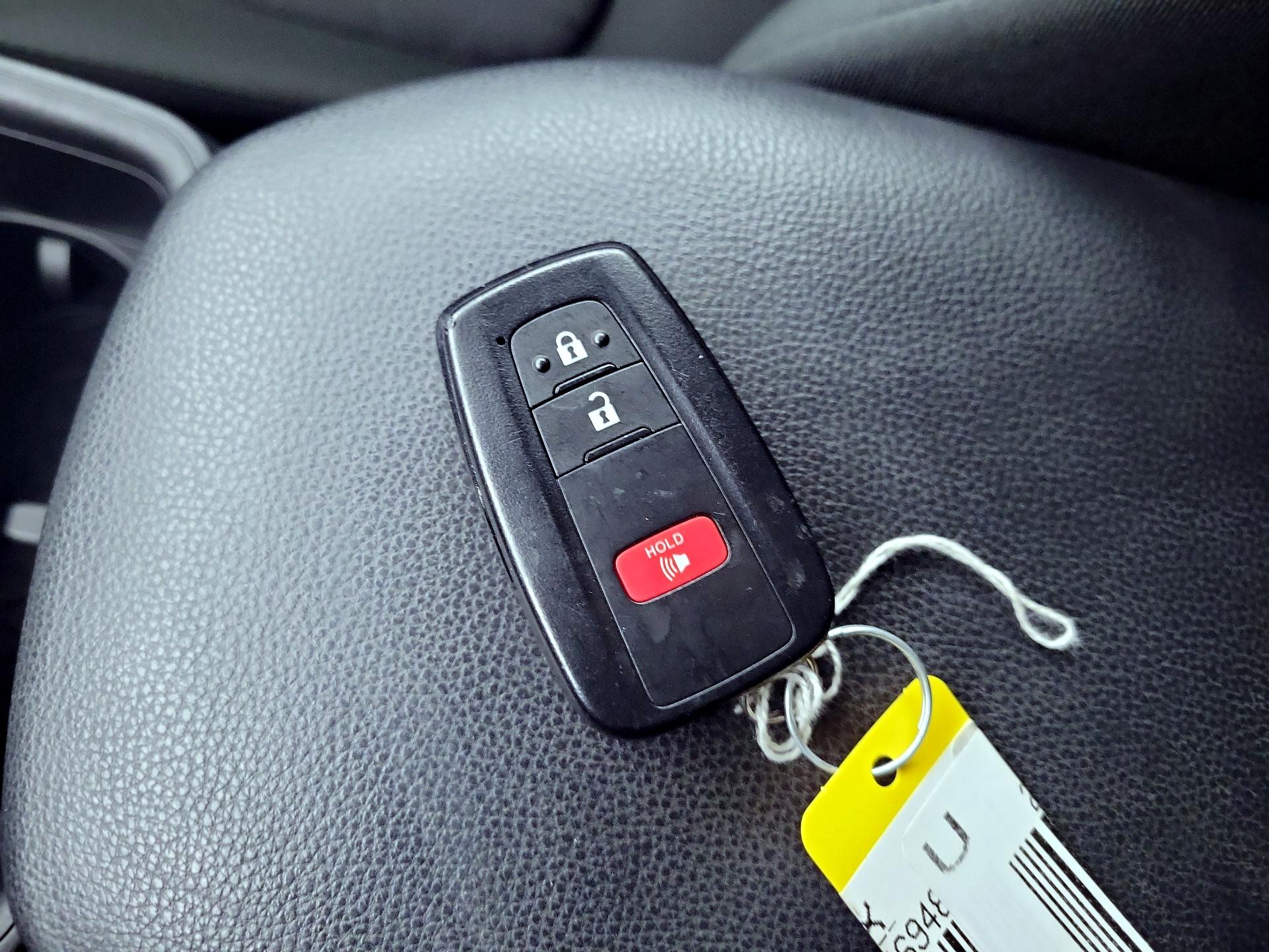 Thumbnail: 2025 Toyota RAV4 - 20