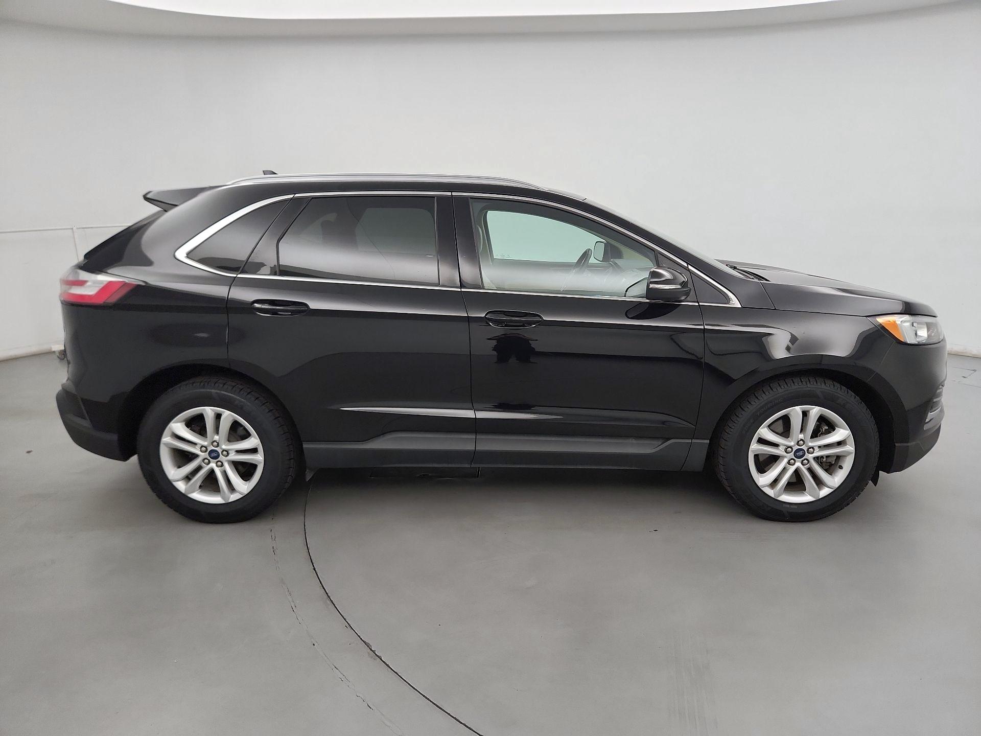 Thumbnail: 2020 Ford Edge - 4