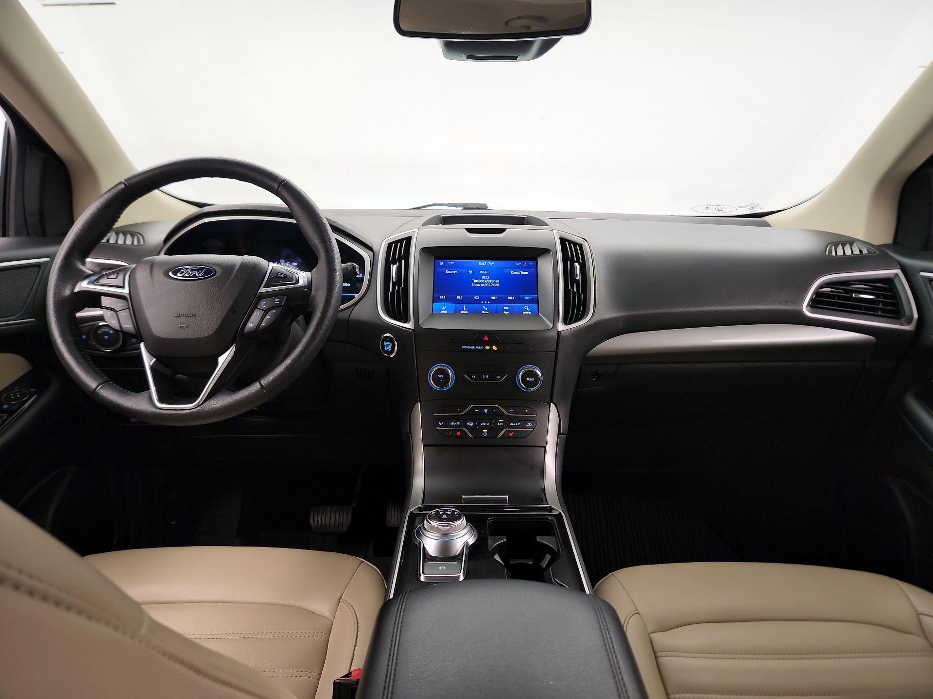 Thumbnail: 2020 Ford Edge - 8