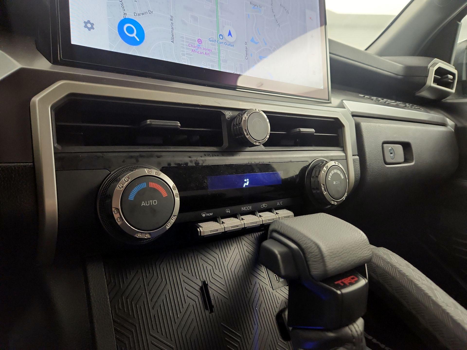 Thumbnail: 2025 Toyota Tacoma - 15