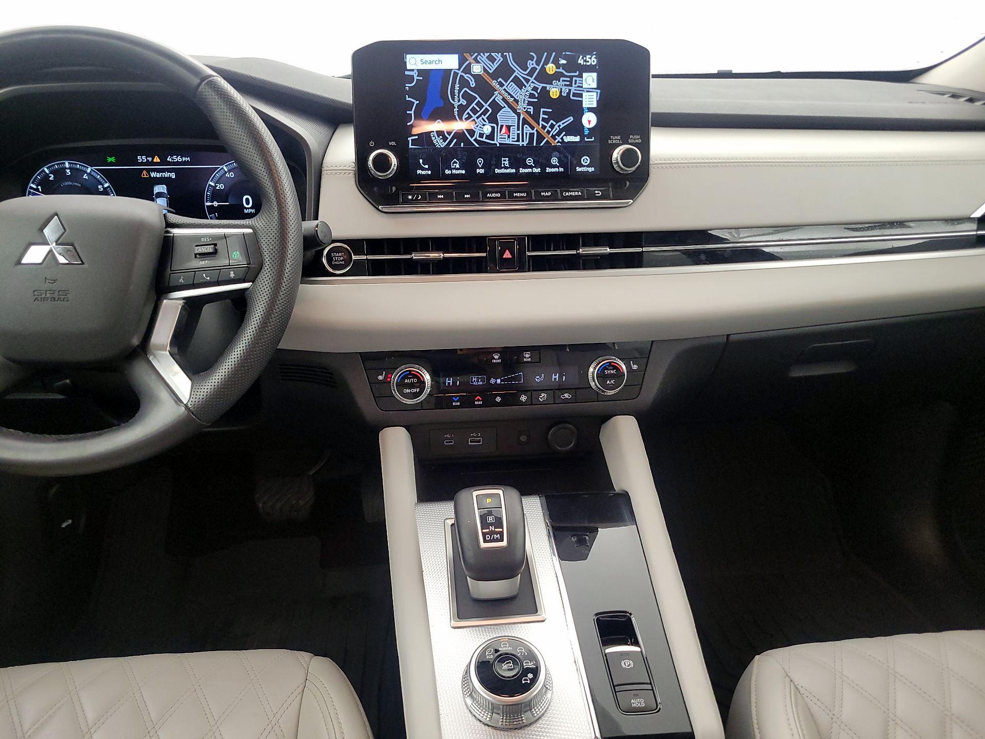 Thumbnail: 2024 Mitsubishi Outlander - 9