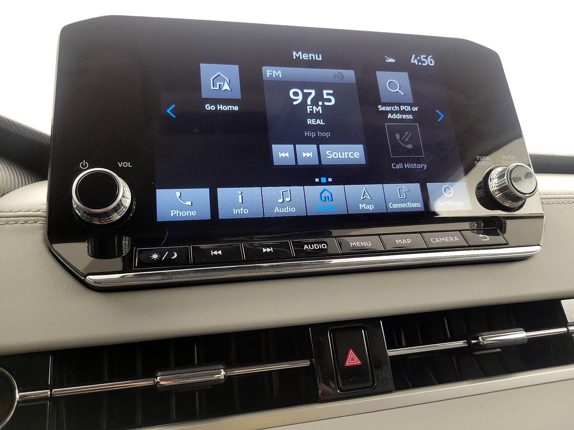 Thumbnail: 2024 Mitsubishi Outlander - 16