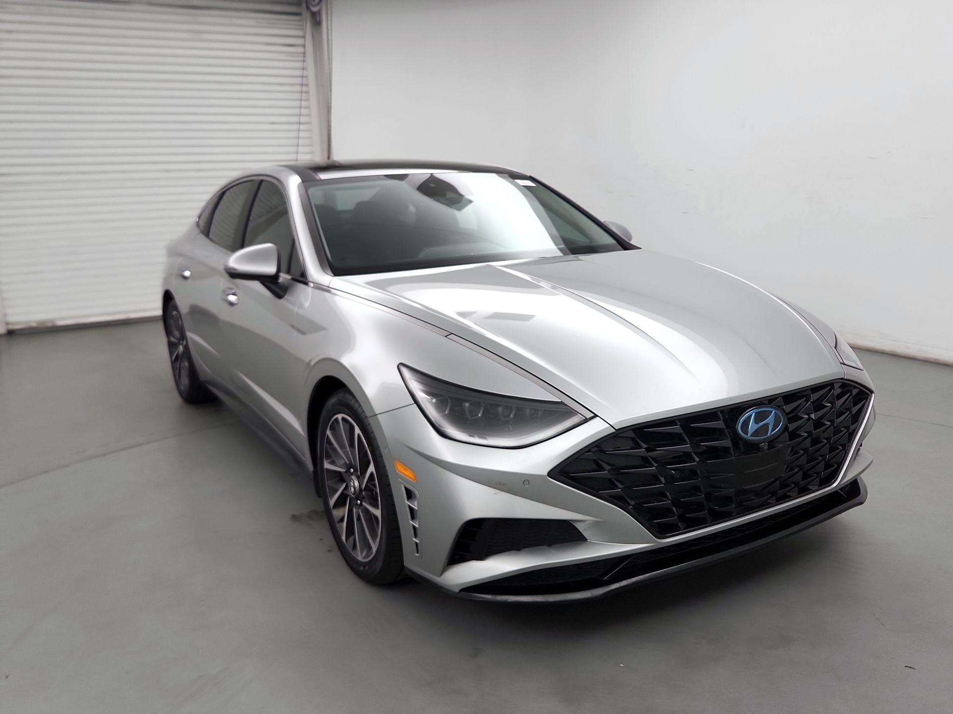 Thumbnail: 2020 Hyundai Sonata - 1