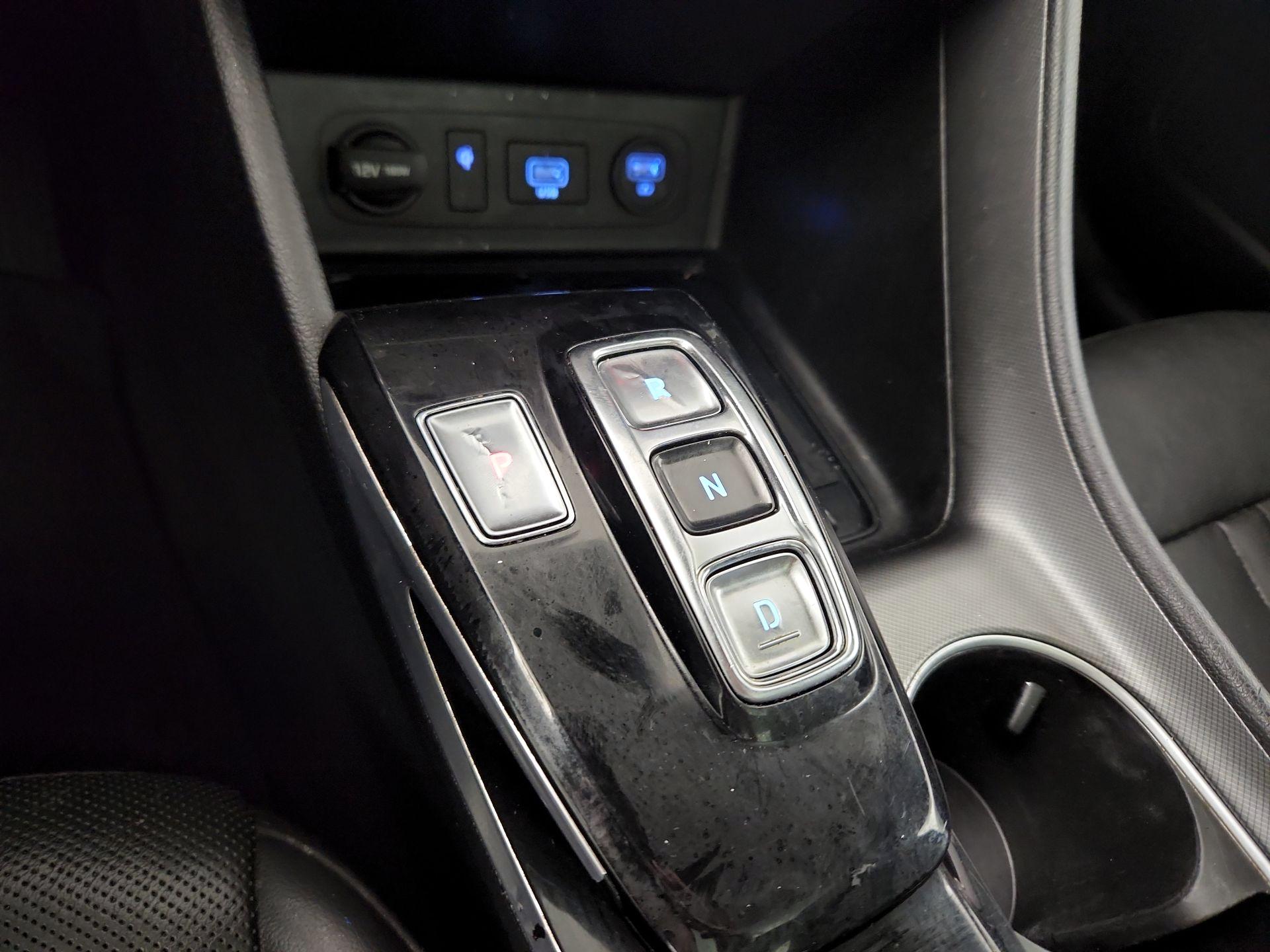 Thumbnail: 2020 Hyundai Sonata - 16