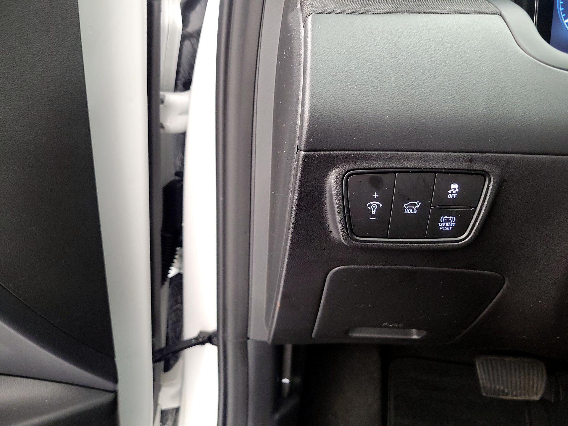 Thumbnail: 2022 Hyundai Tucson - 13