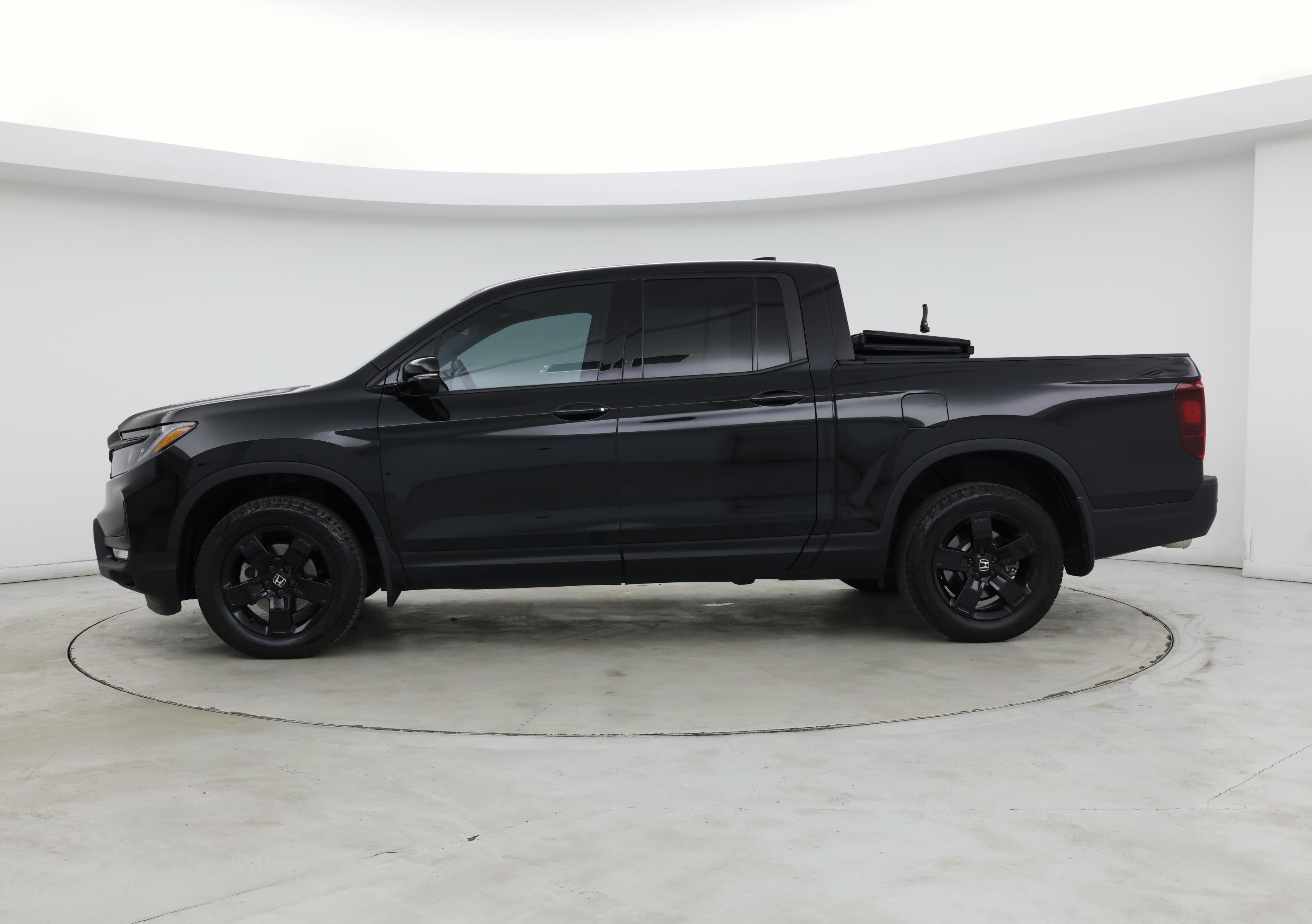 Thumbnail: 2025 Honda Ridgeline - 3