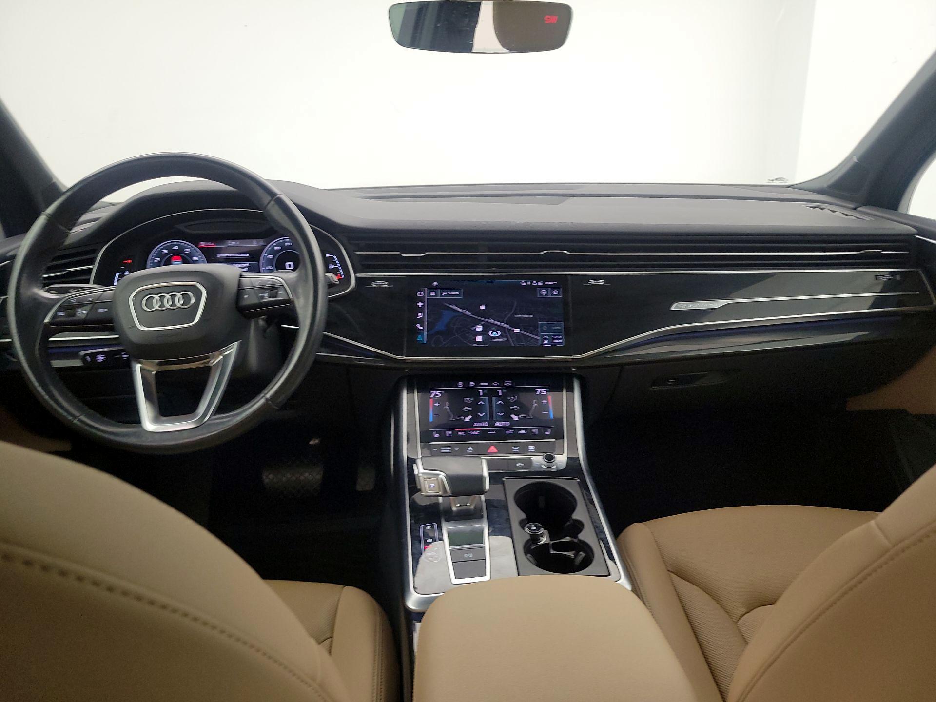 Thumbnail: 2021 Audi Q7 - 9