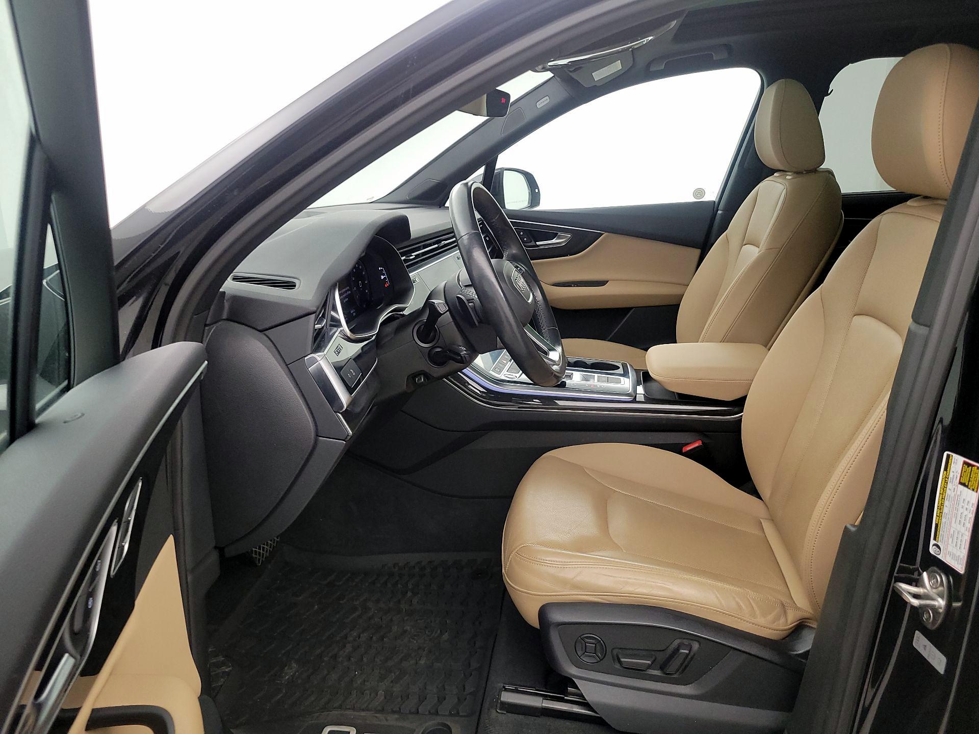 Thumbnail: 2021 Audi Q7 - 11