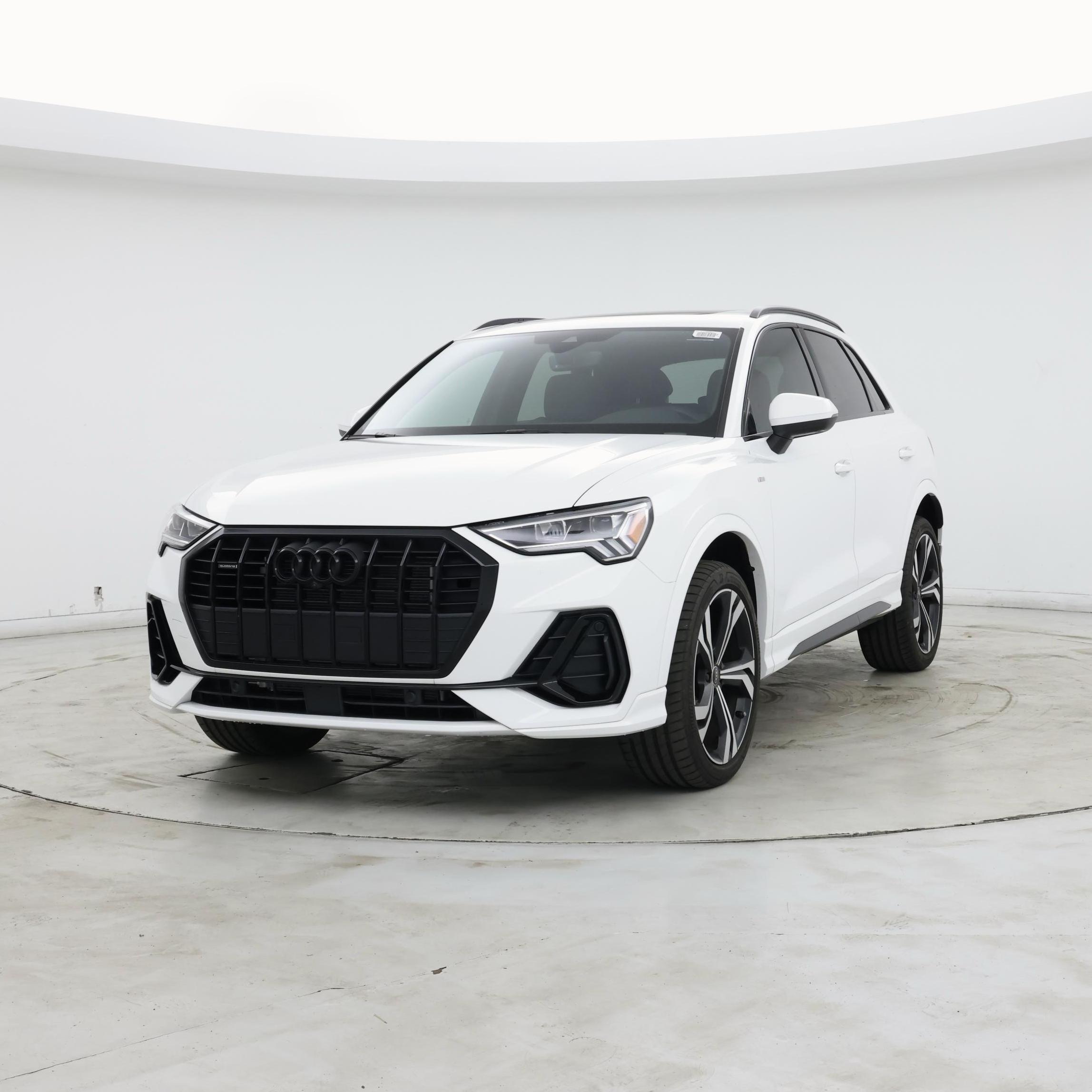 Thumbnail: 2024 Audi Q3 - 4