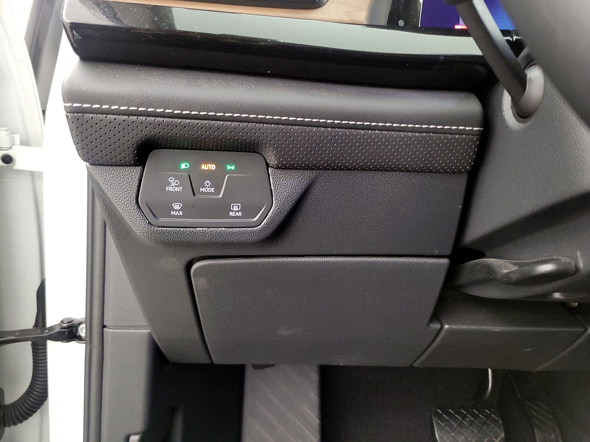 Thumbnail: 2024 Volkswagen Atlas - 13