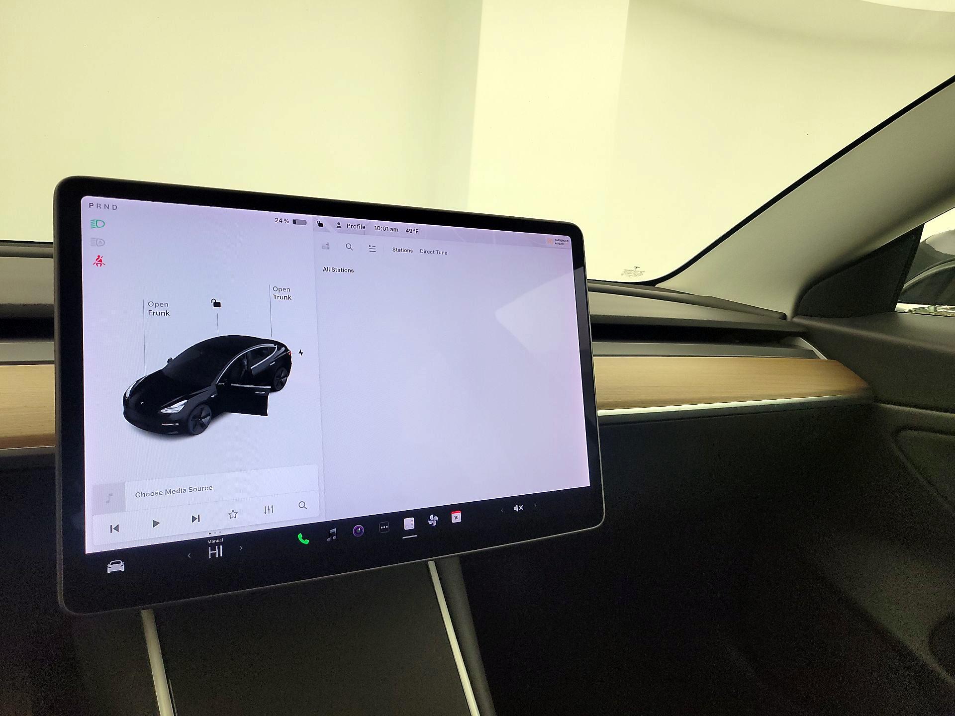 Thumbnail: 2020 Tesla Model 3 - 15