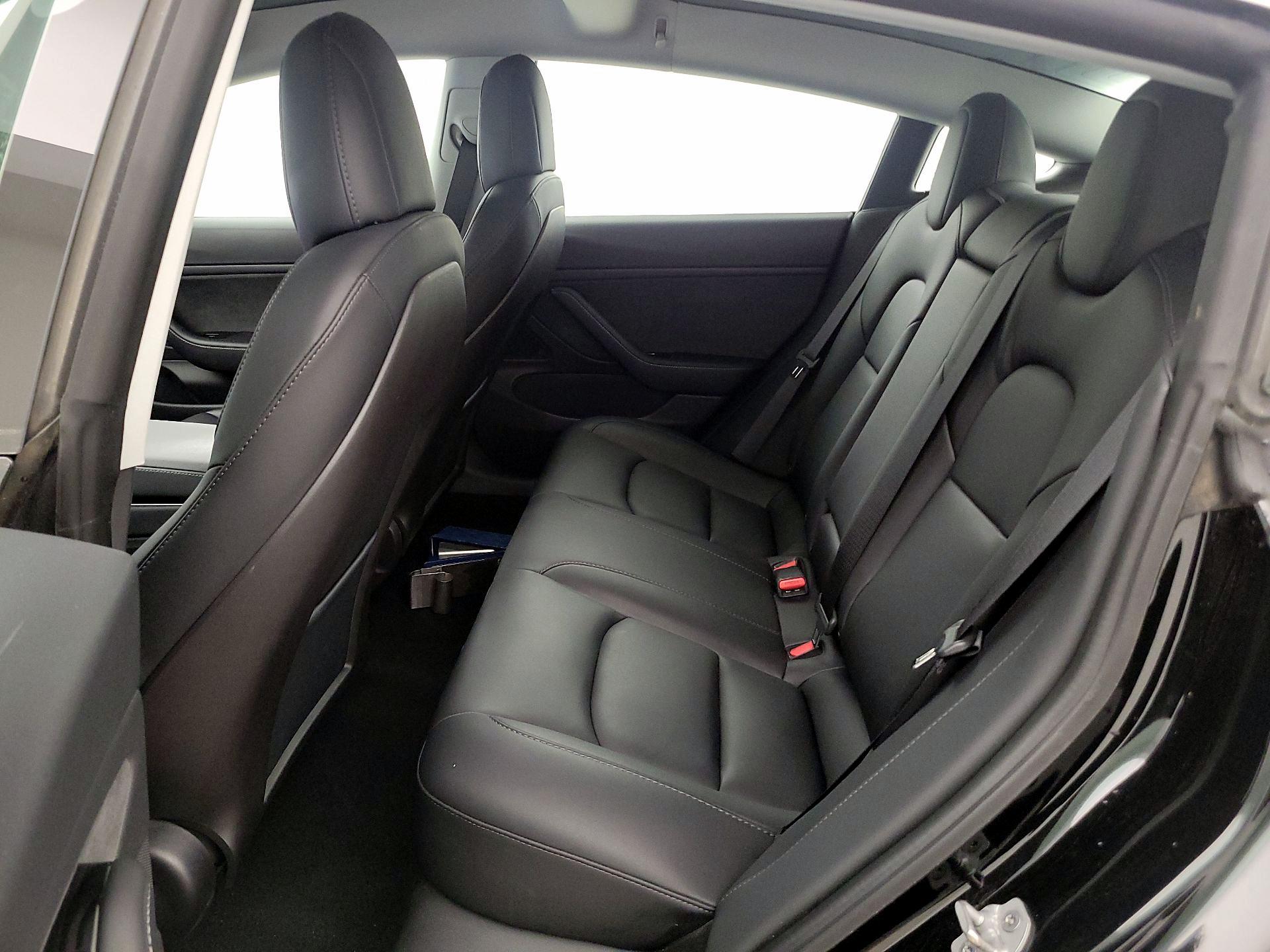 Thumbnail: 2020 Tesla Model 3 - 20