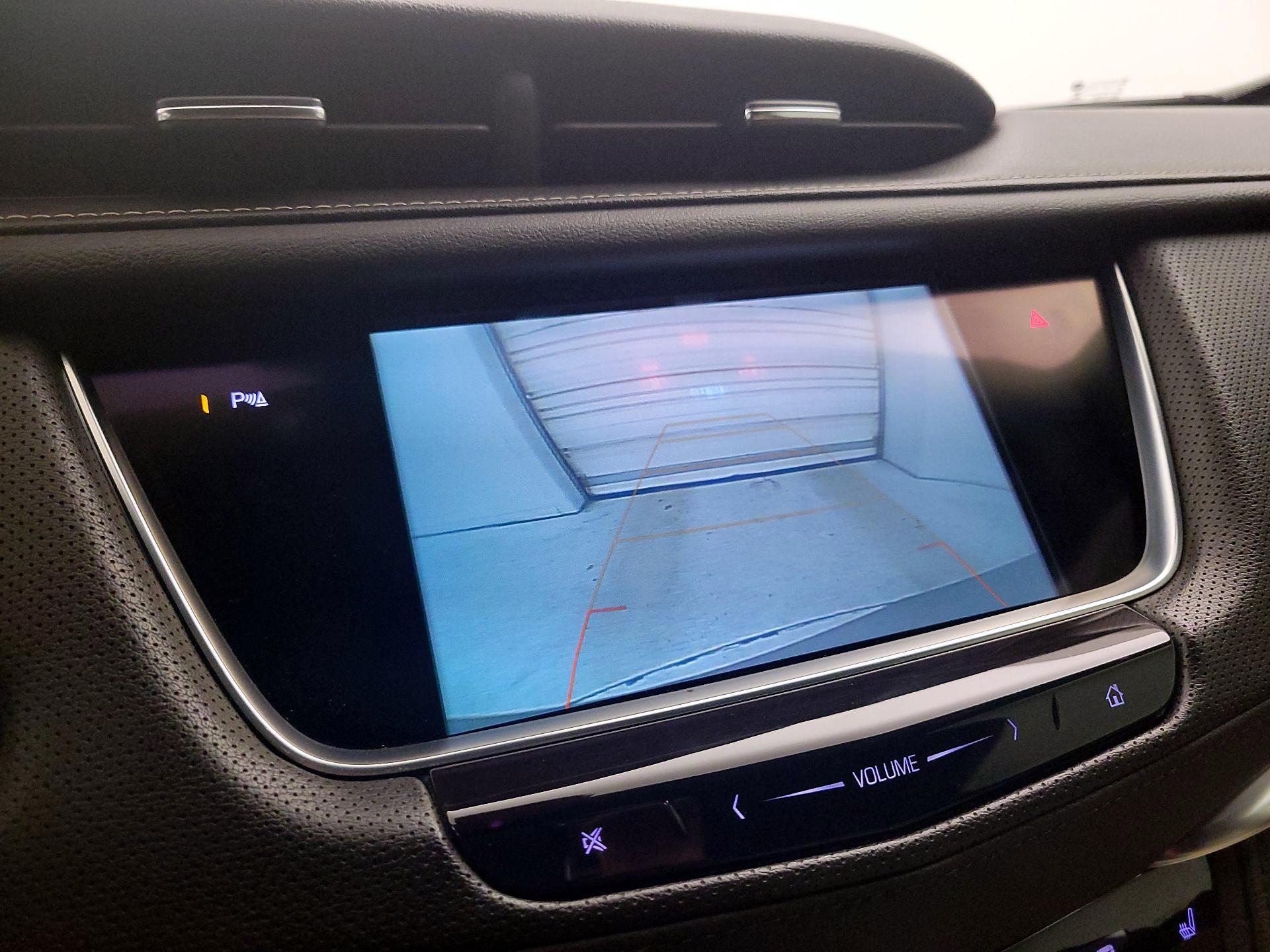 Thumbnail: 2018 Cadillac XT5 - 15