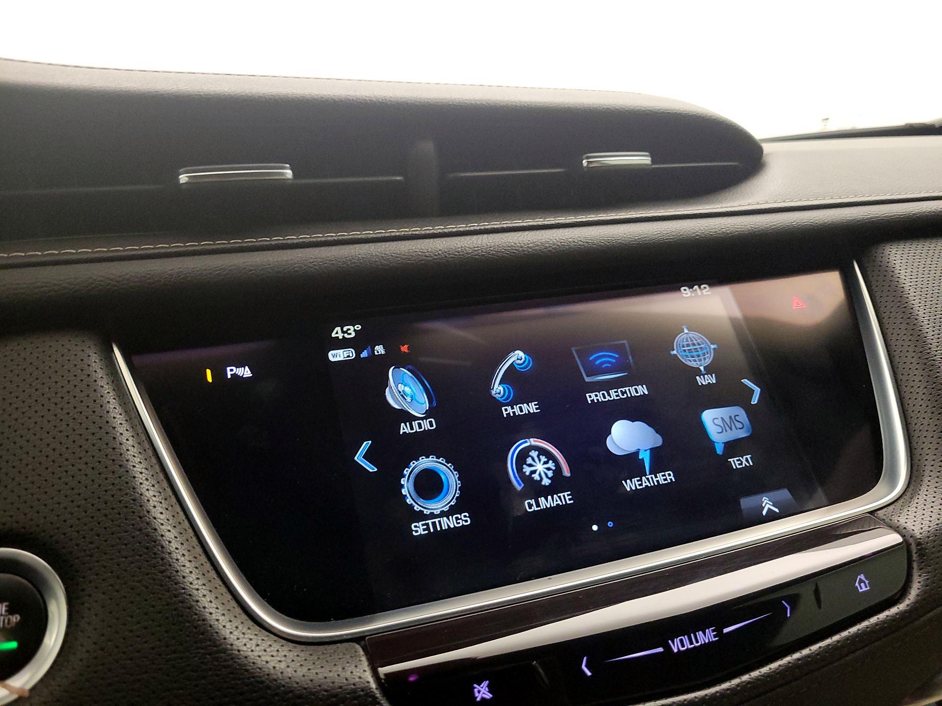 Thumbnail: 2018 Cadillac XT5 - 16