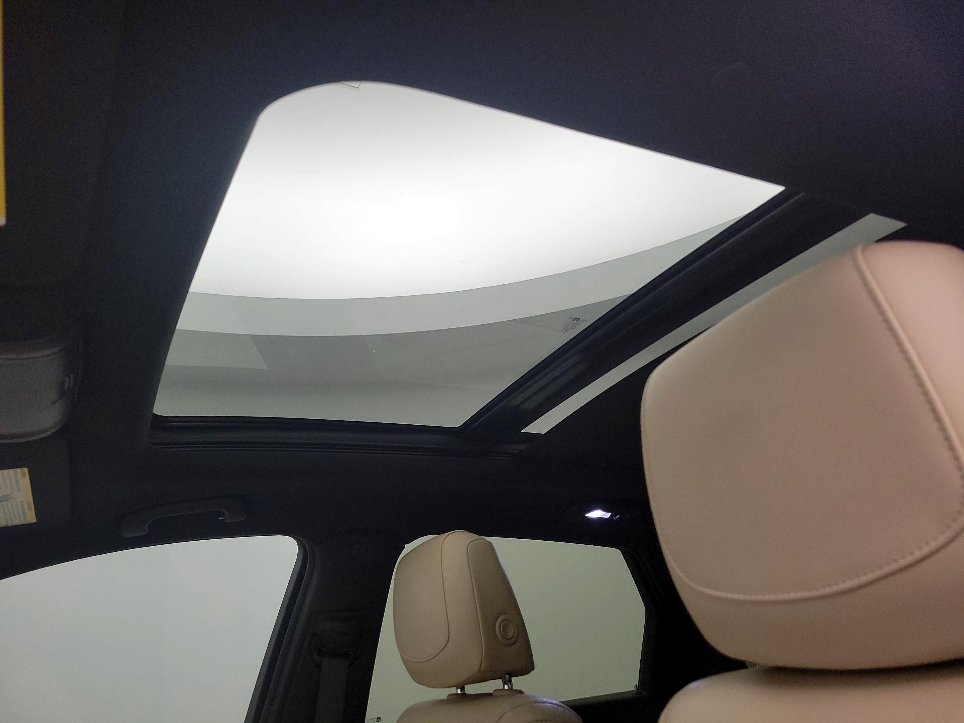 Thumbnail: 2018 Cadillac XT5 - 20