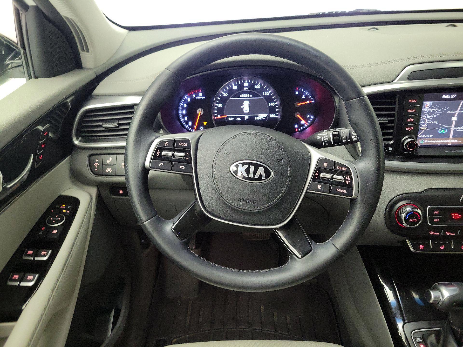 Thumbnail: 2019 Kia Sorento - 10