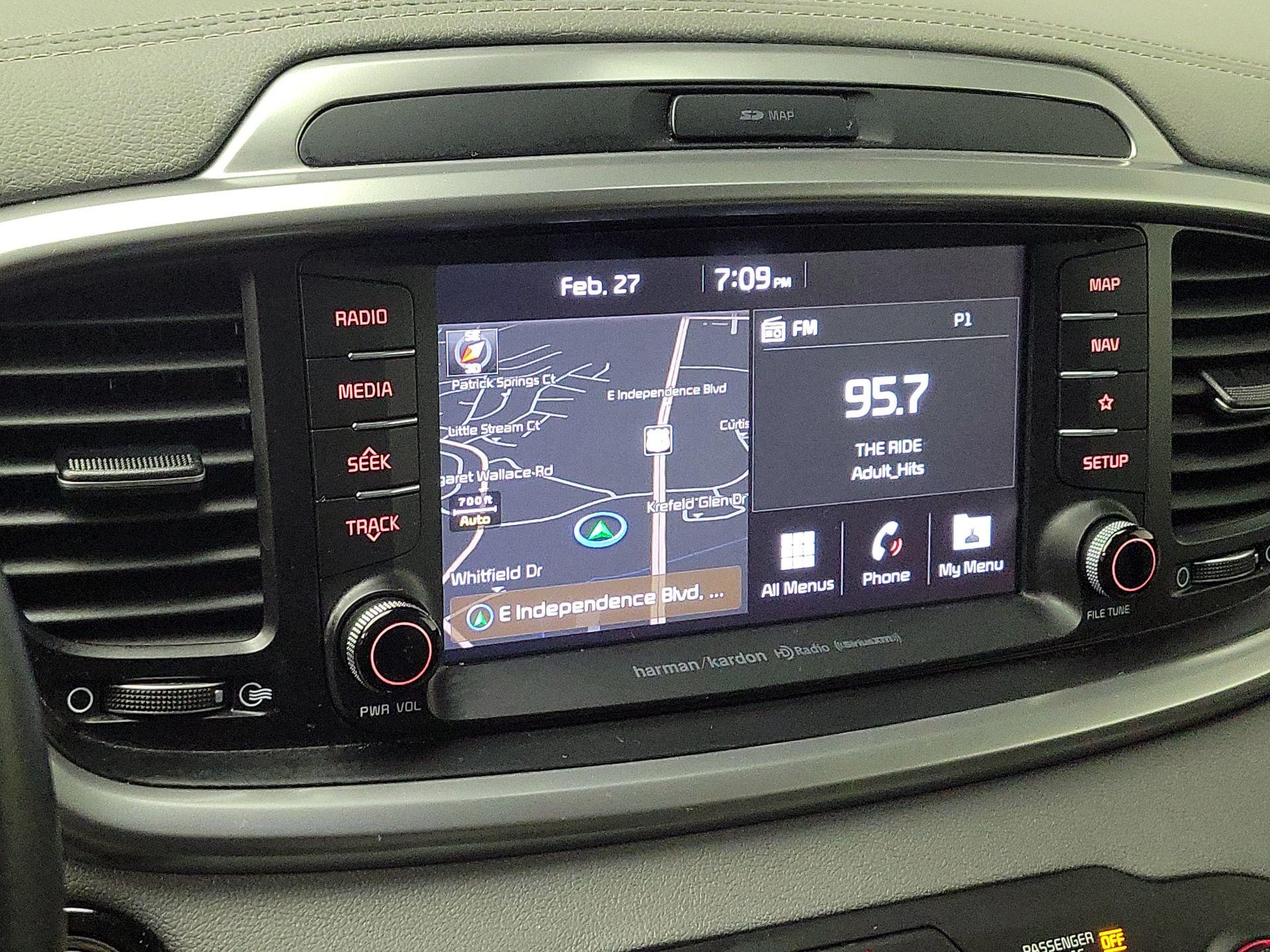 Thumbnail: 2019 Kia Sorento - 15