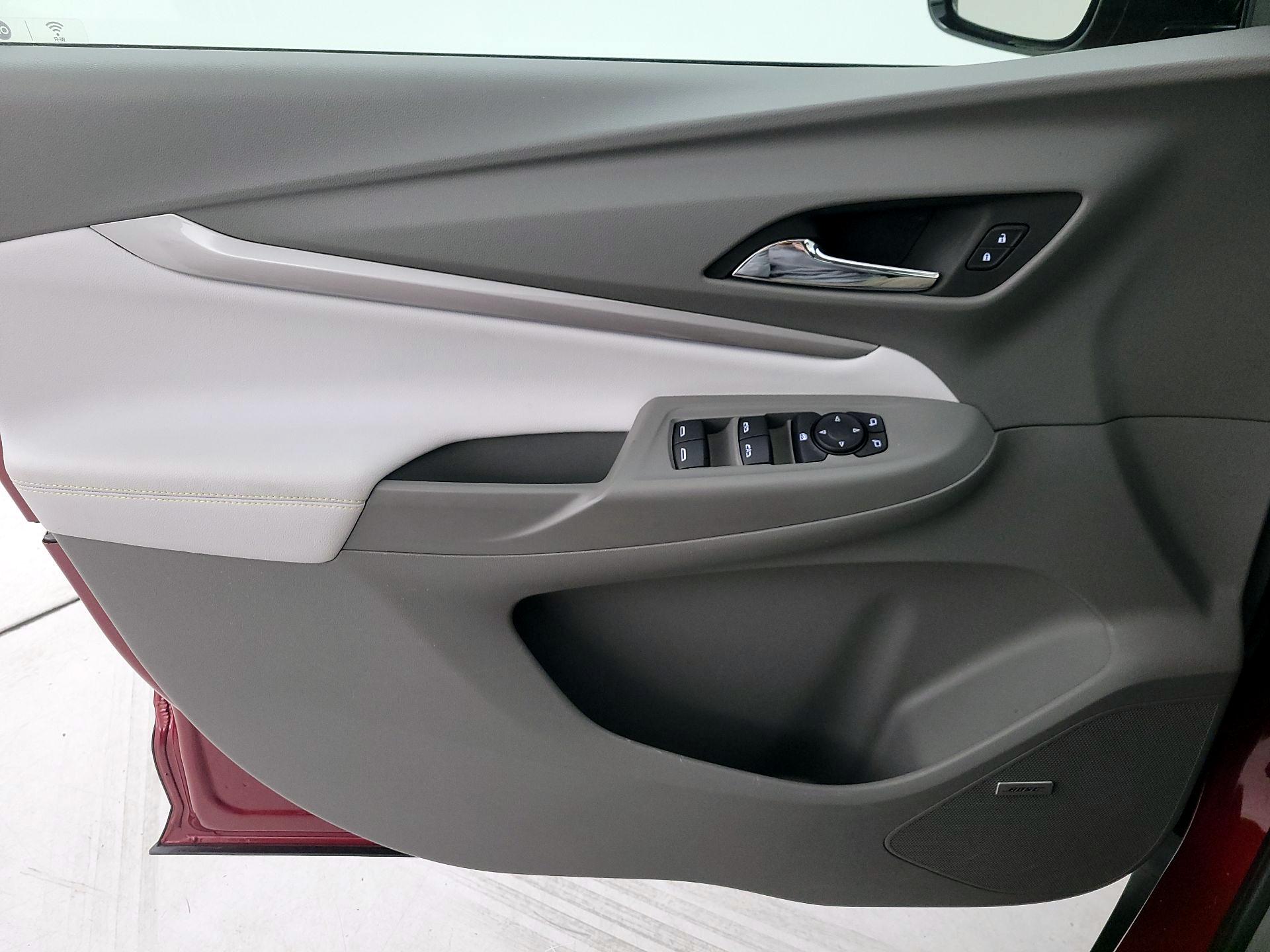 Thumbnail: 2022 Chevrolet Bolt EUV - 12