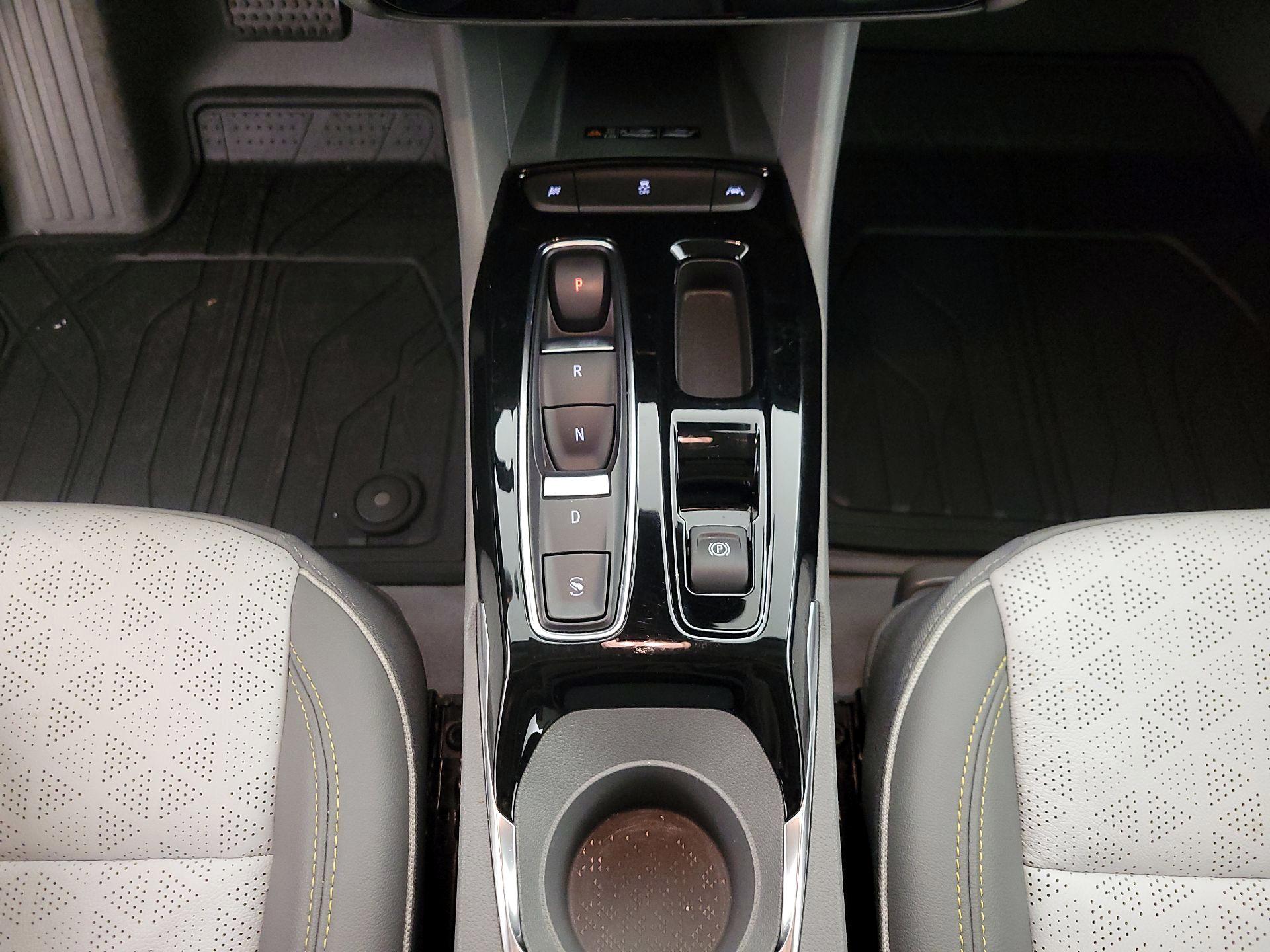 Thumbnail: 2022 Chevrolet Bolt EUV - 18