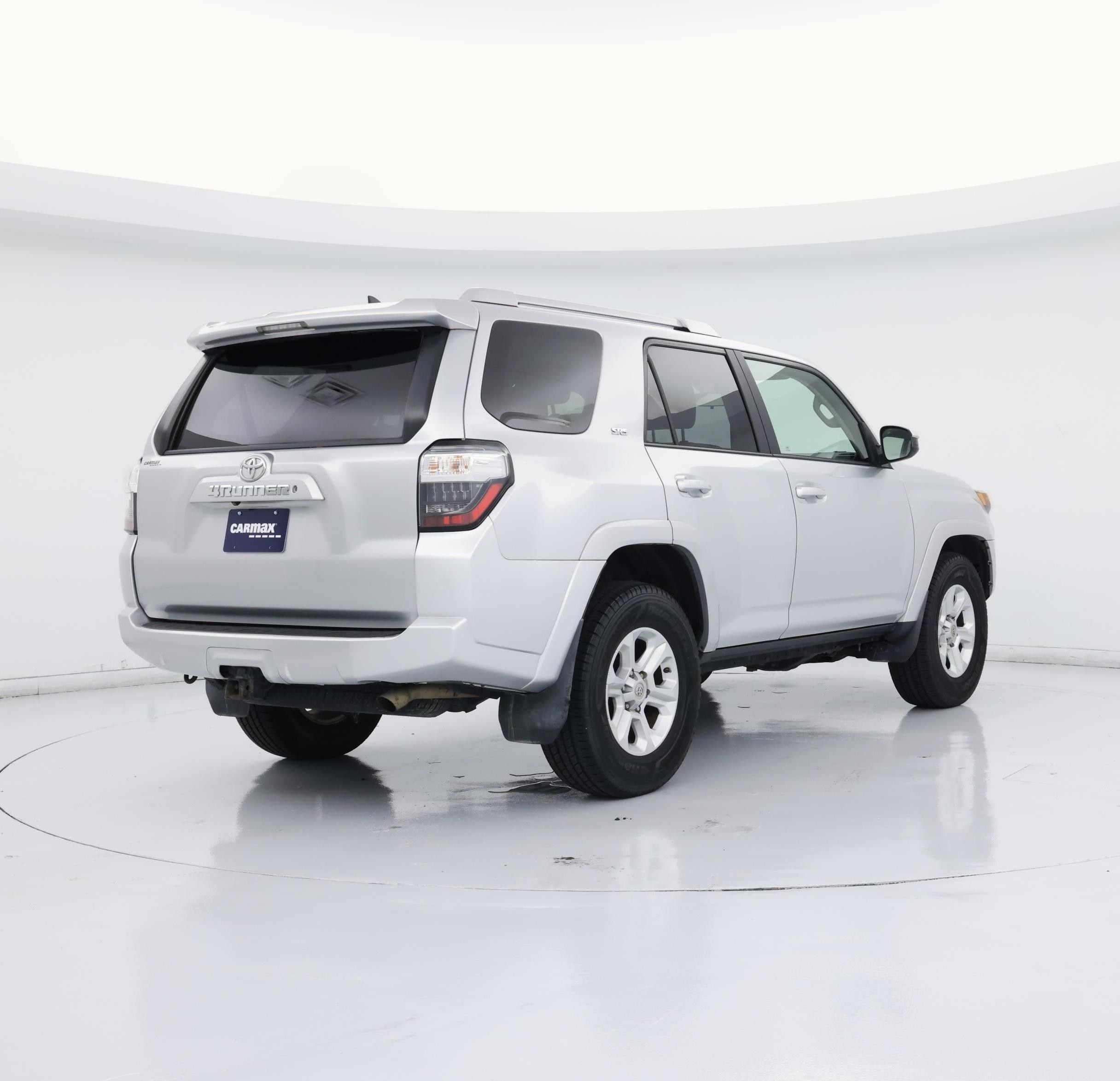 Thumbnail: 2014 Toyota 4Runner - 8