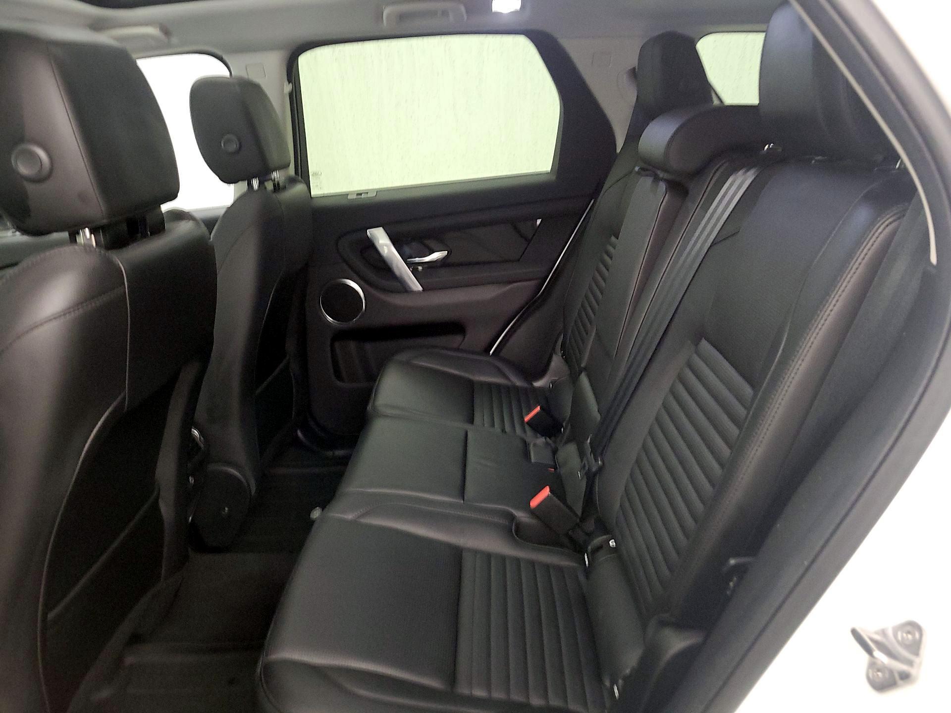 Thumbnail: 2021 Land Rover Discovery Sport - 18