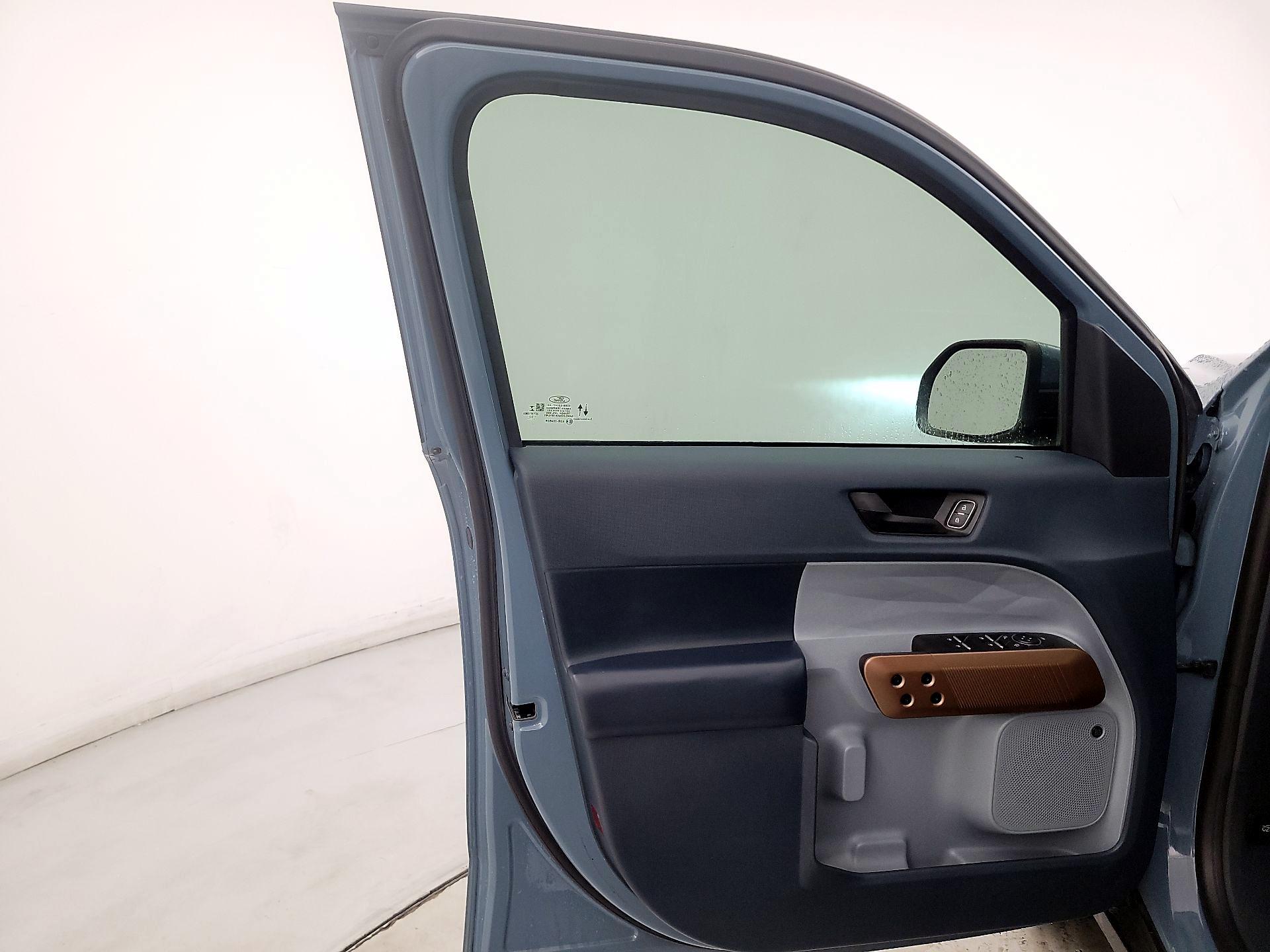 Thumbnail: 2022 Ford Maverick - 12