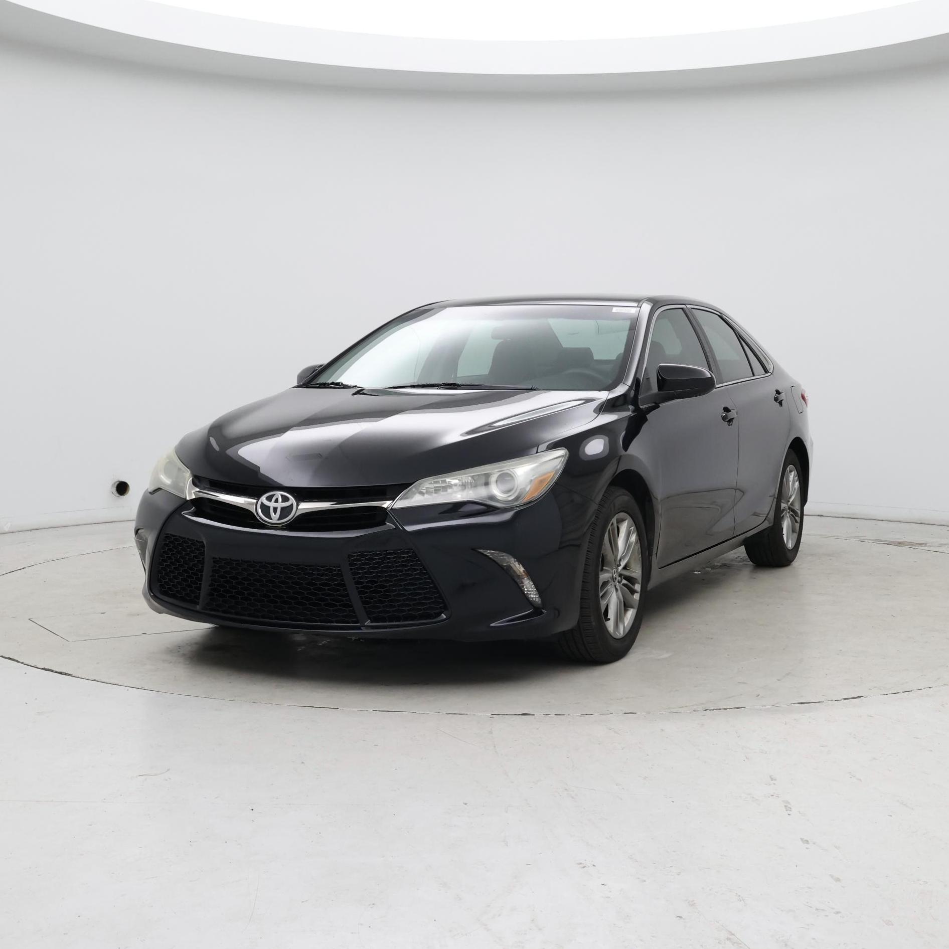 Thumbnail: 2015 Toyota Camry - 4