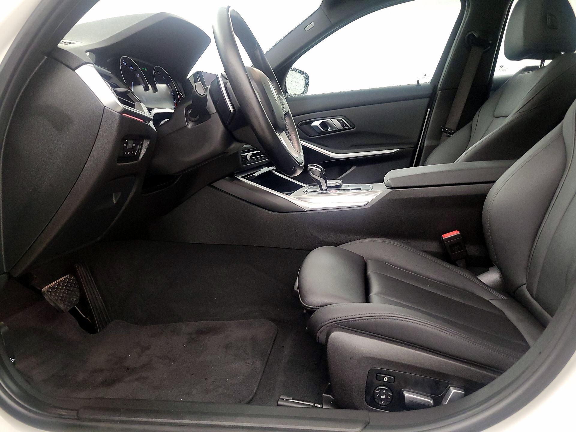 Thumbnail: 2020 BMW 3 Series - 11