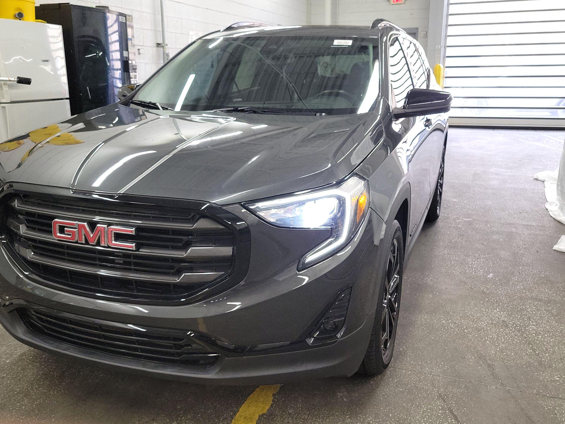 Thumbnail: 2021 GMC Terrain - 3